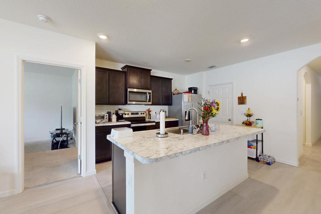 CELEBRATION POINTE - Residential