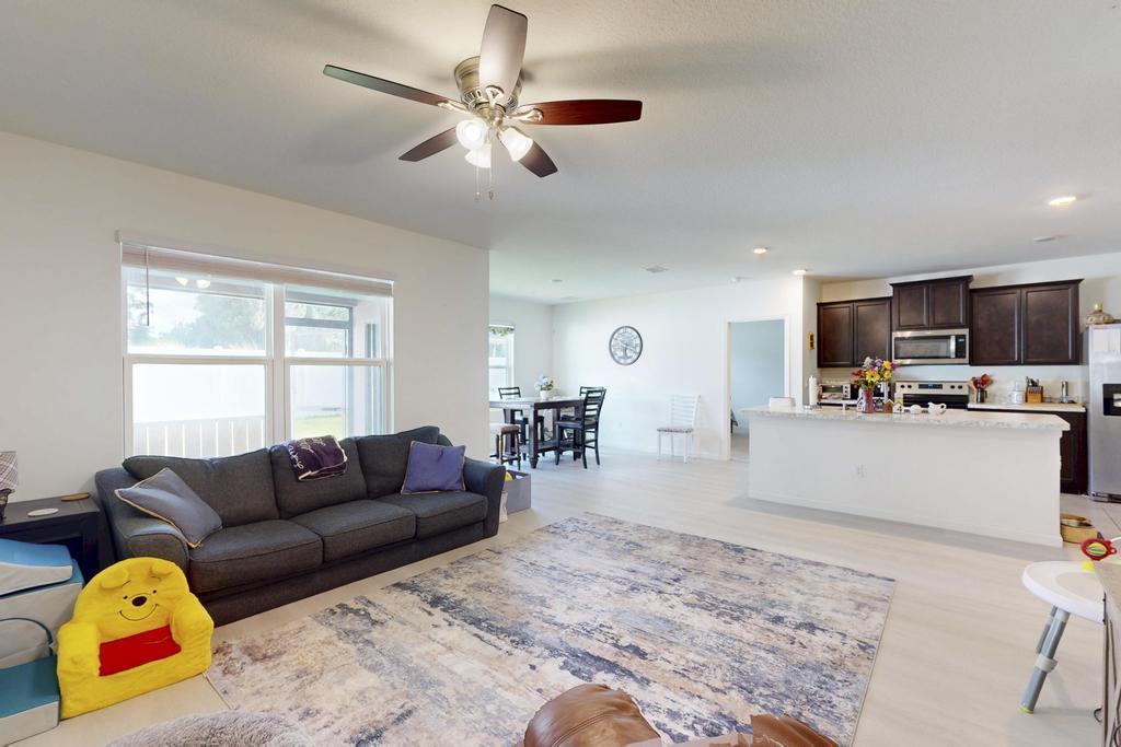 CELEBRATION POINTE - Residential