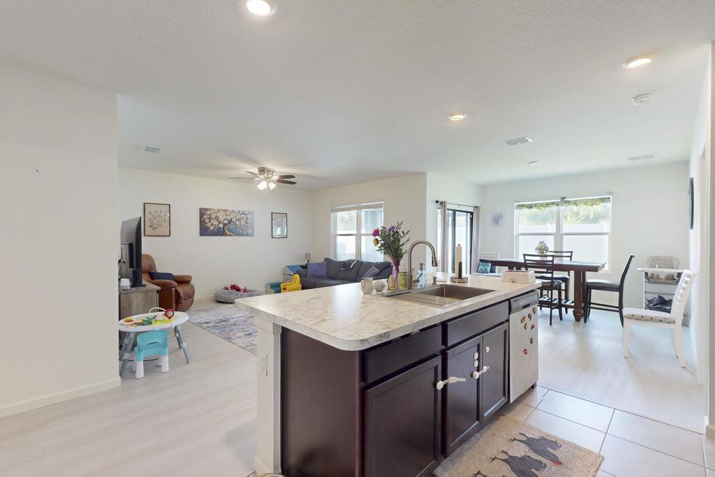 CELEBRATION POINTE - Residential