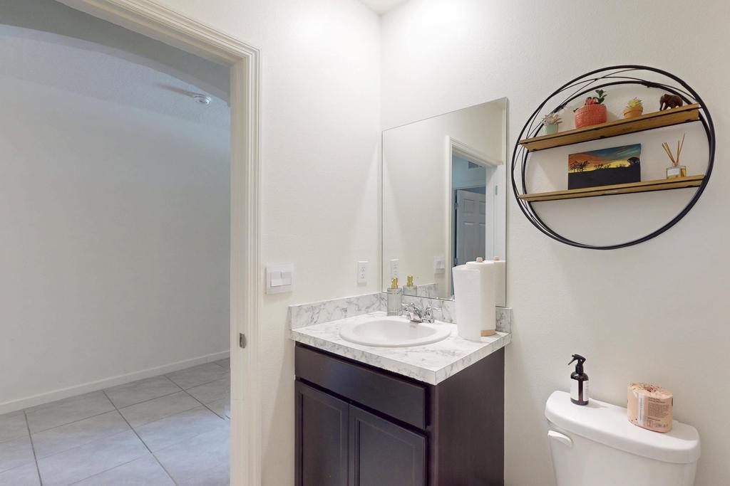 CELEBRATION POINTE - Residential