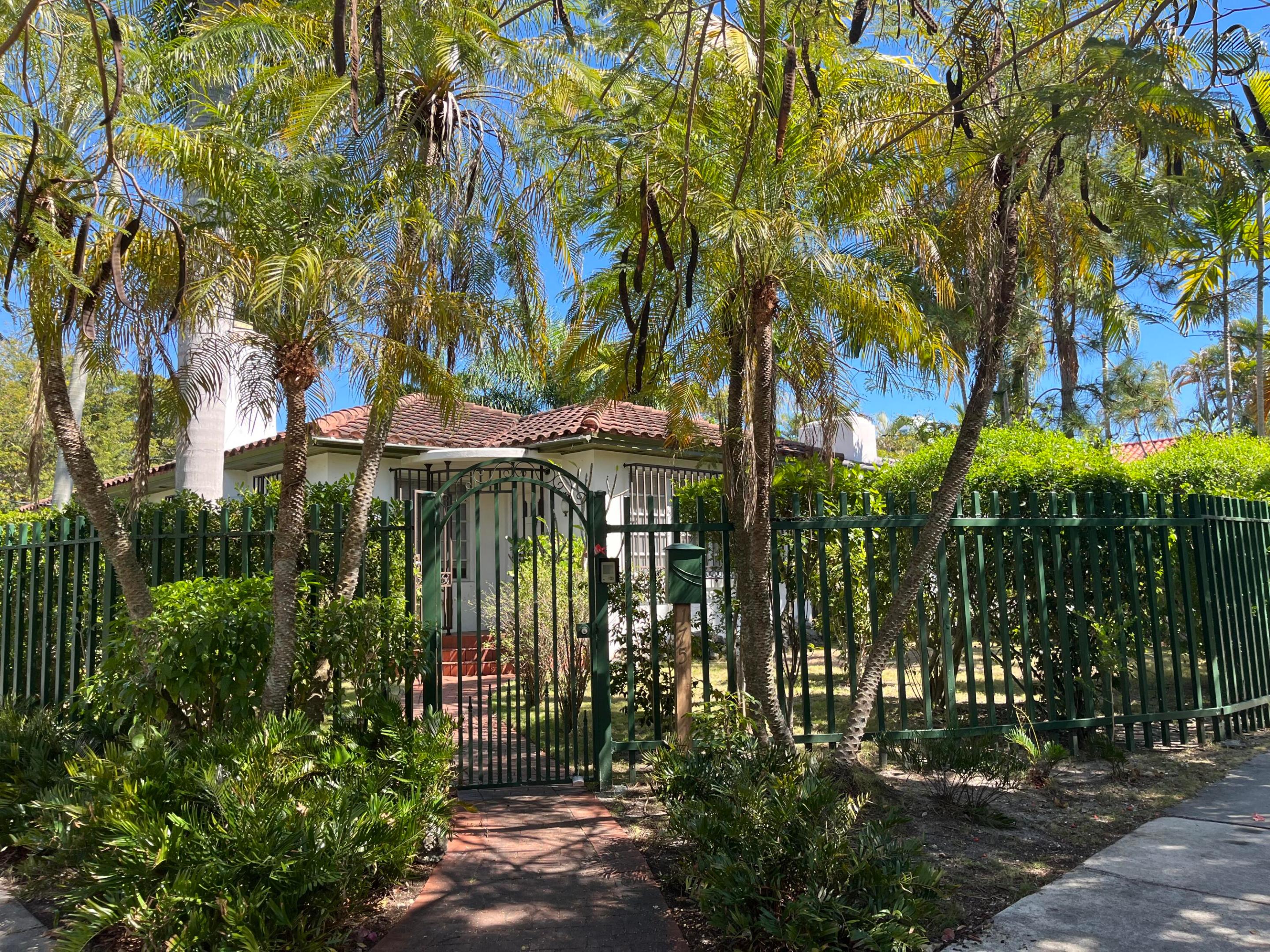 BRICKELL HAMMOCK UN 1 - Residential