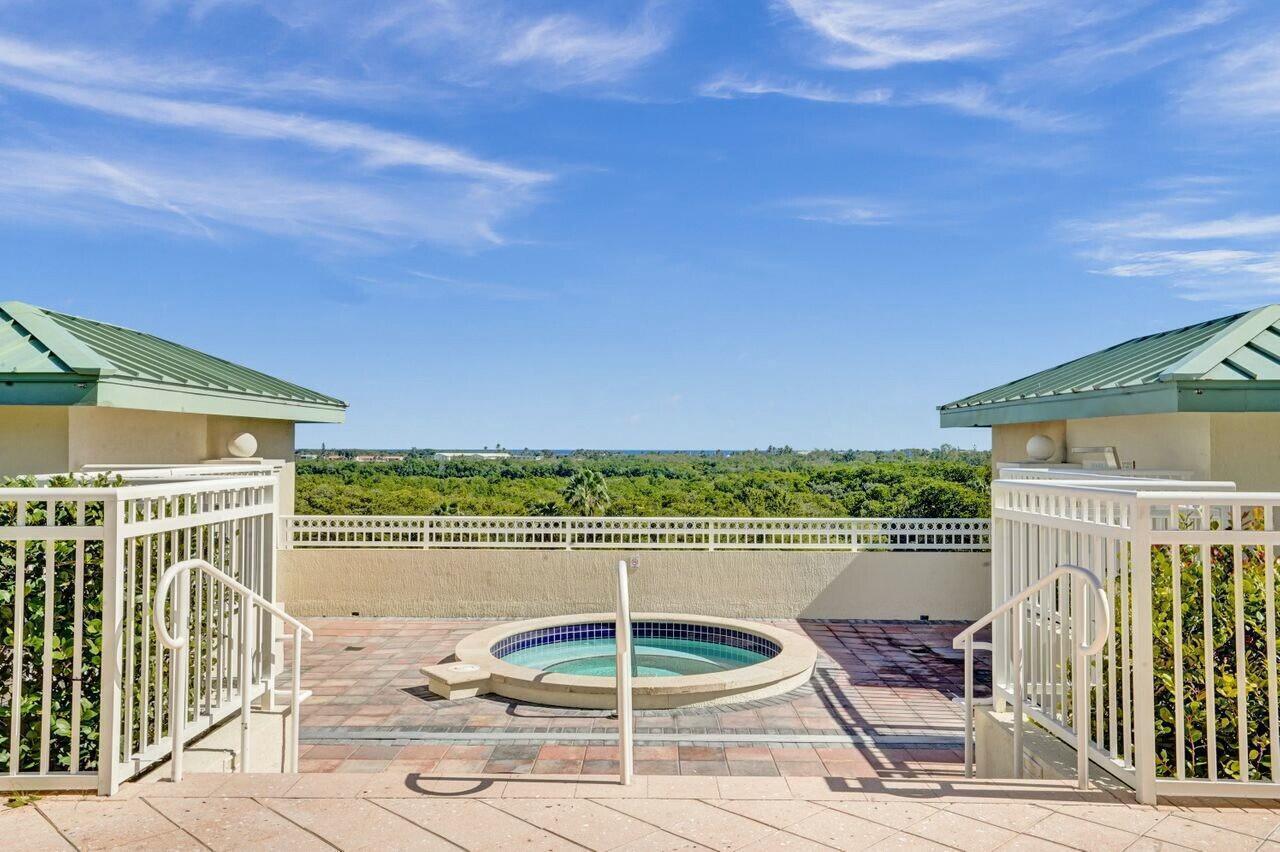 CASA COSTA CONDO - Residential