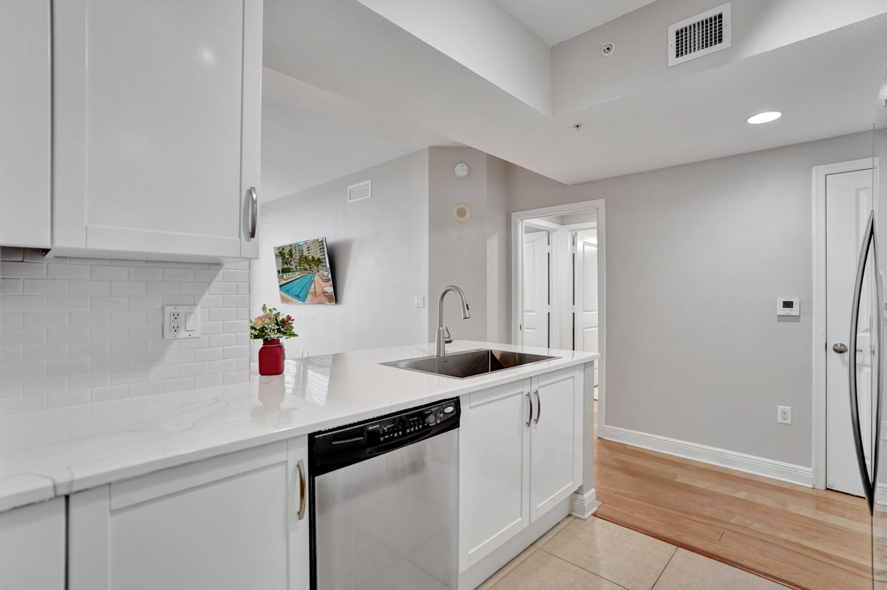 CASA COSTA CONDO - Residential