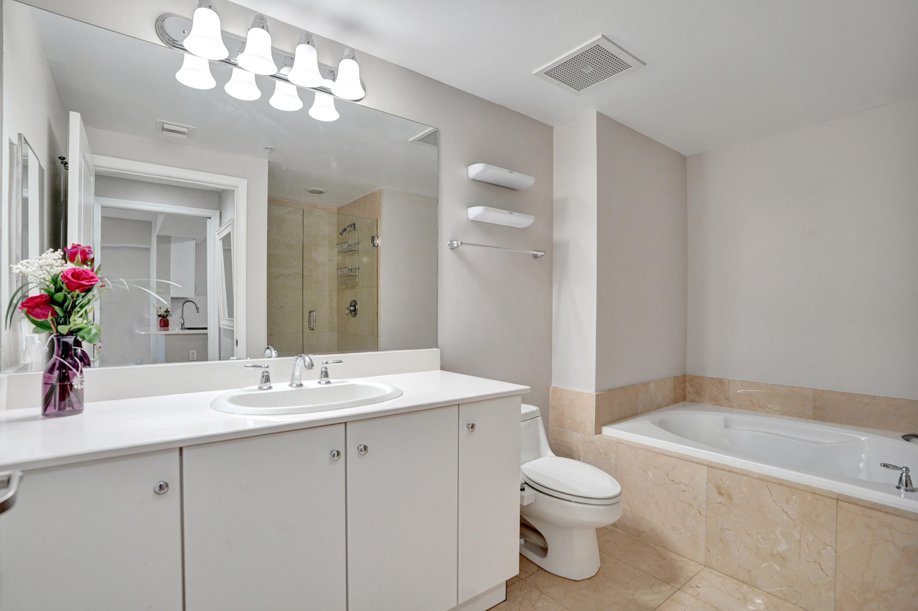 CASA COSTA CONDO - Residential