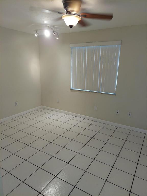 PINEWOOD PLACE RESUB PT - Residential Lease