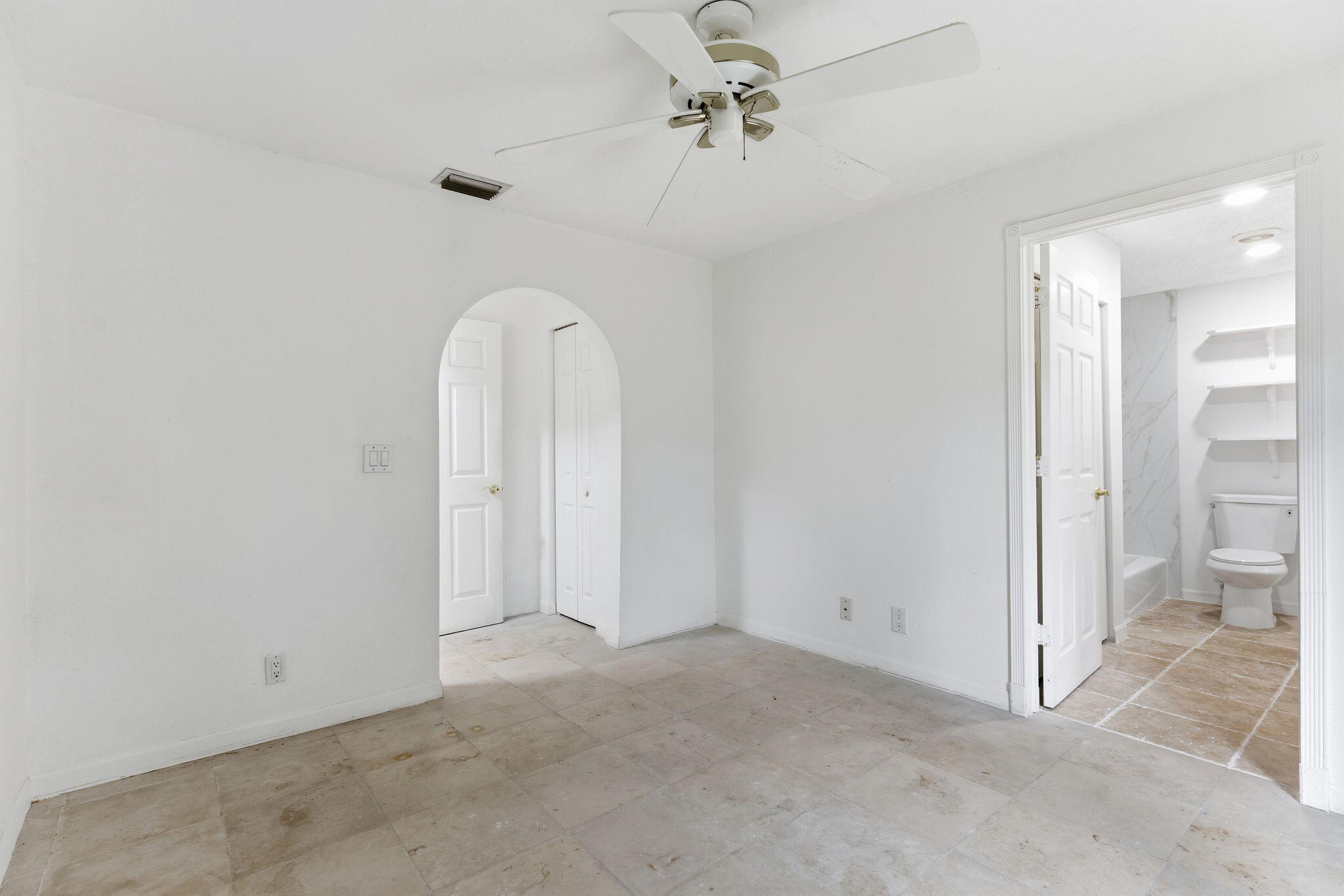 ROSELAND PARK - Residential