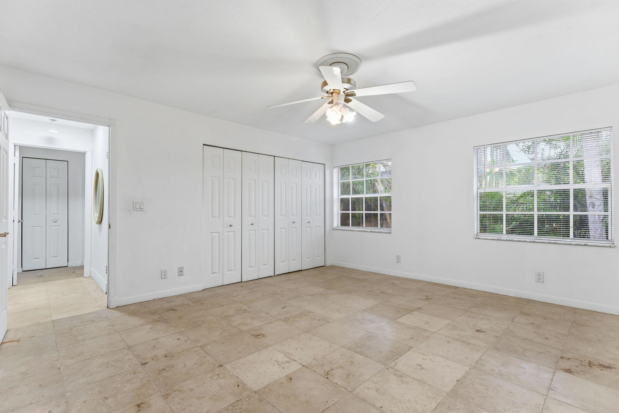 ROSELAND PARK - Residential
