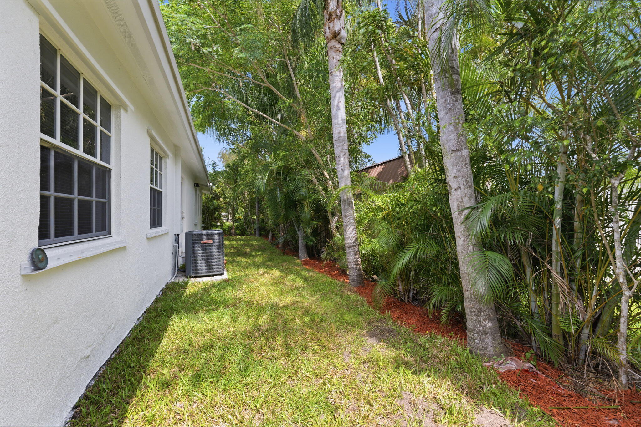 ROSELAND PARK - Residential