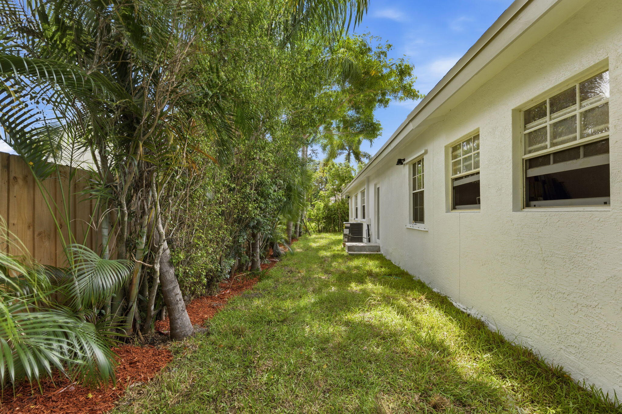 ROSELAND PARK - Residential