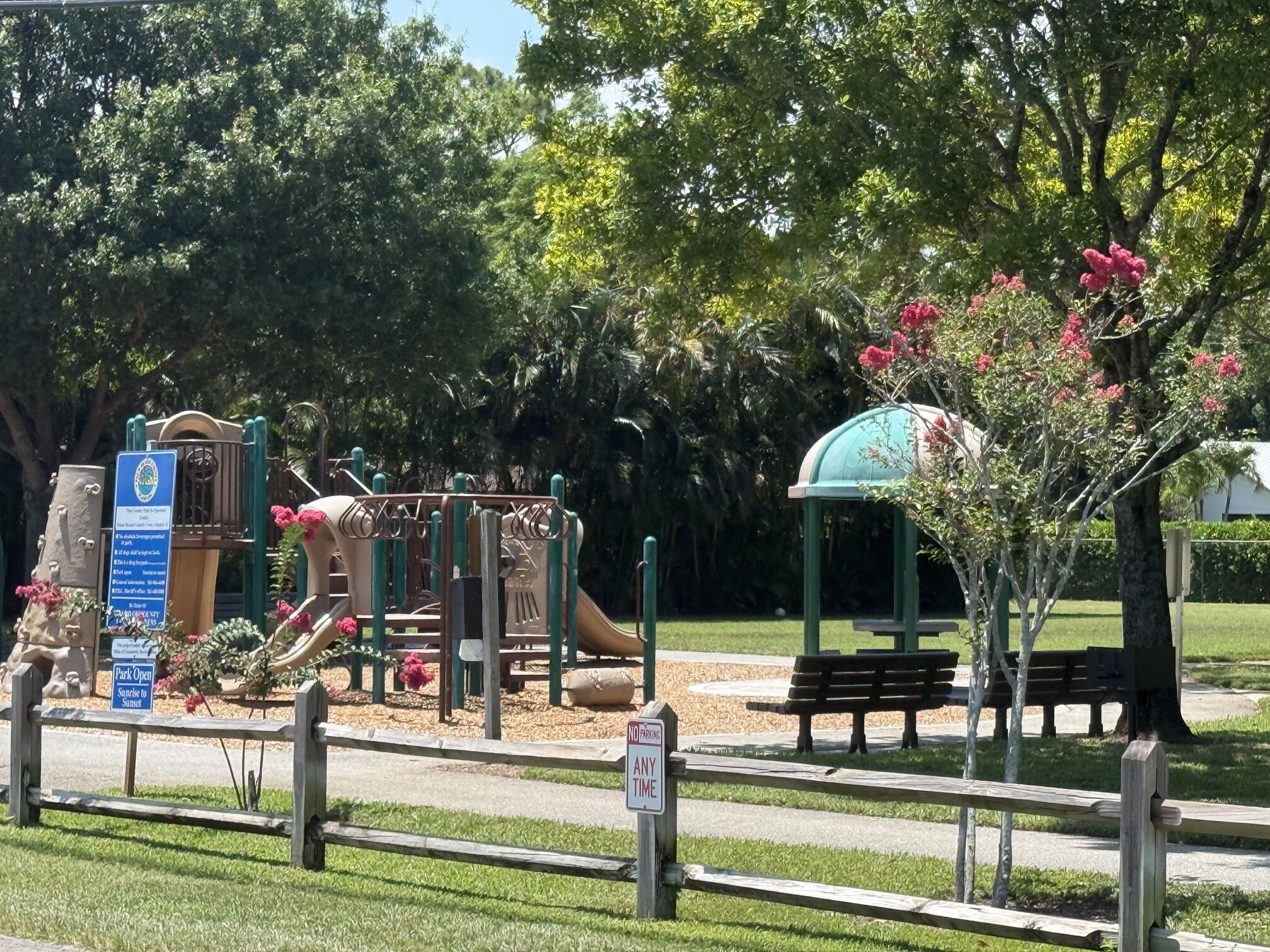 ROSELAND PARK - Residential