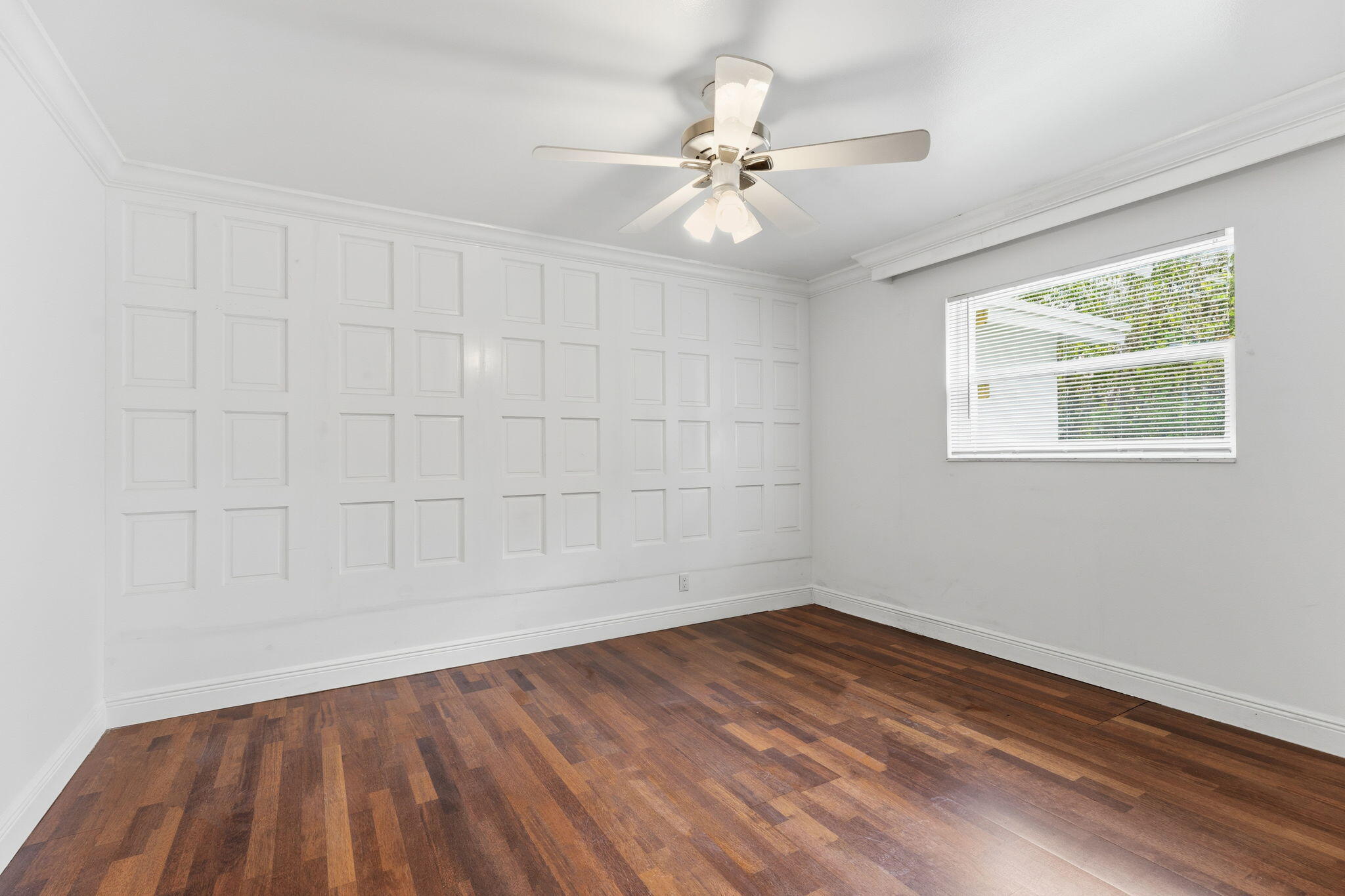 ROSELAND PARK - Residential