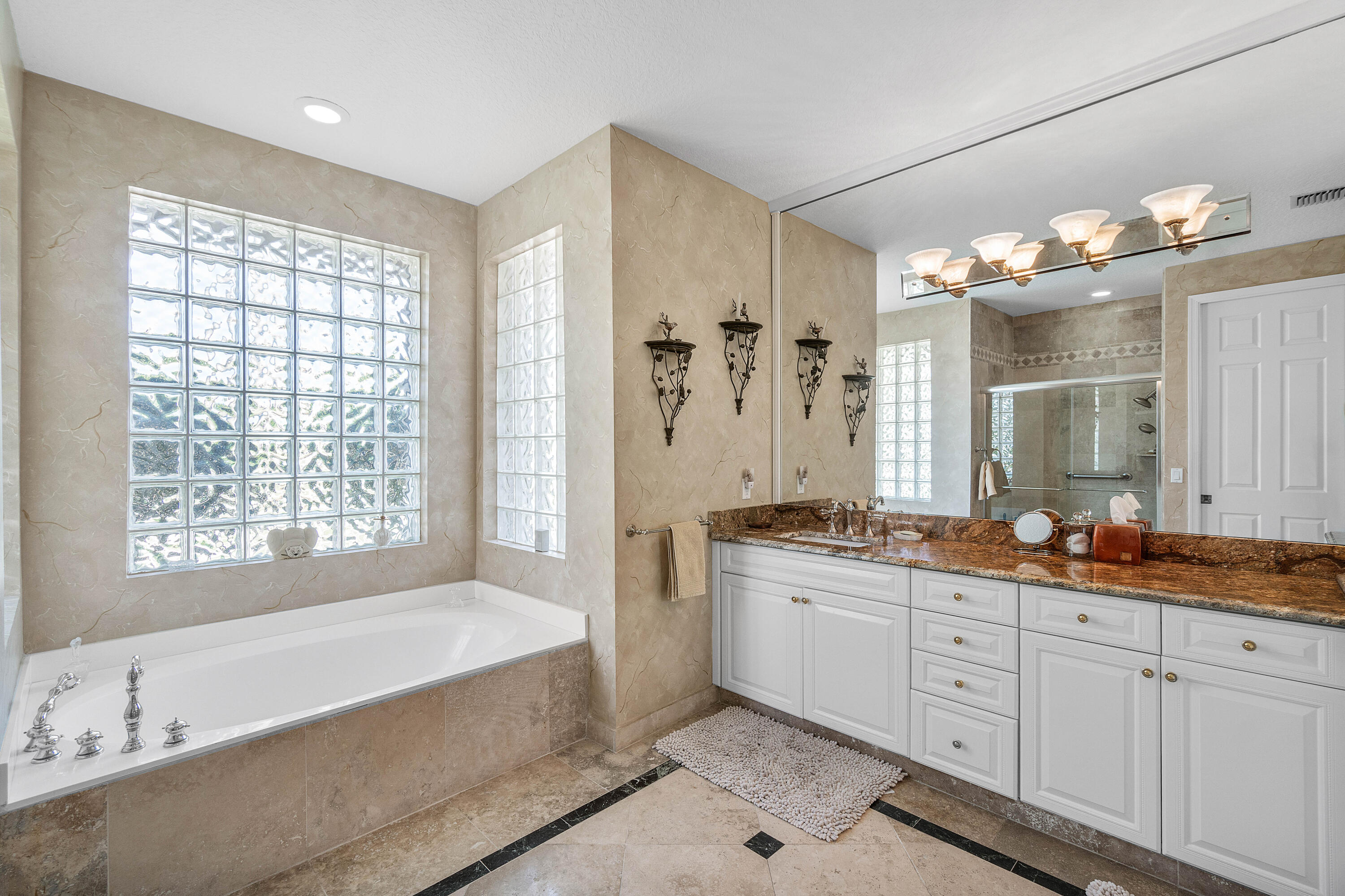 JONES PAR A - Residential