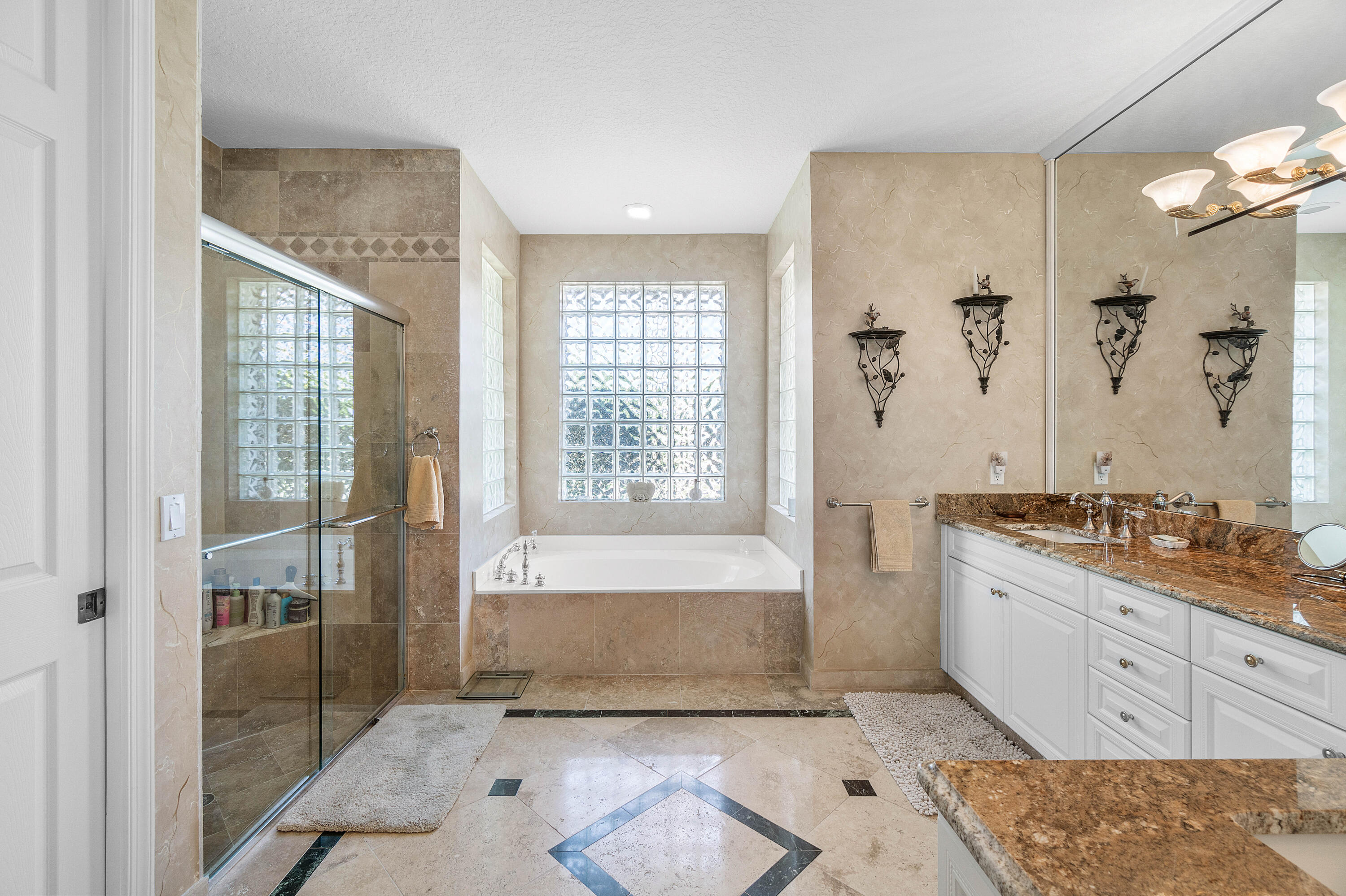 JONES PAR A - Residential