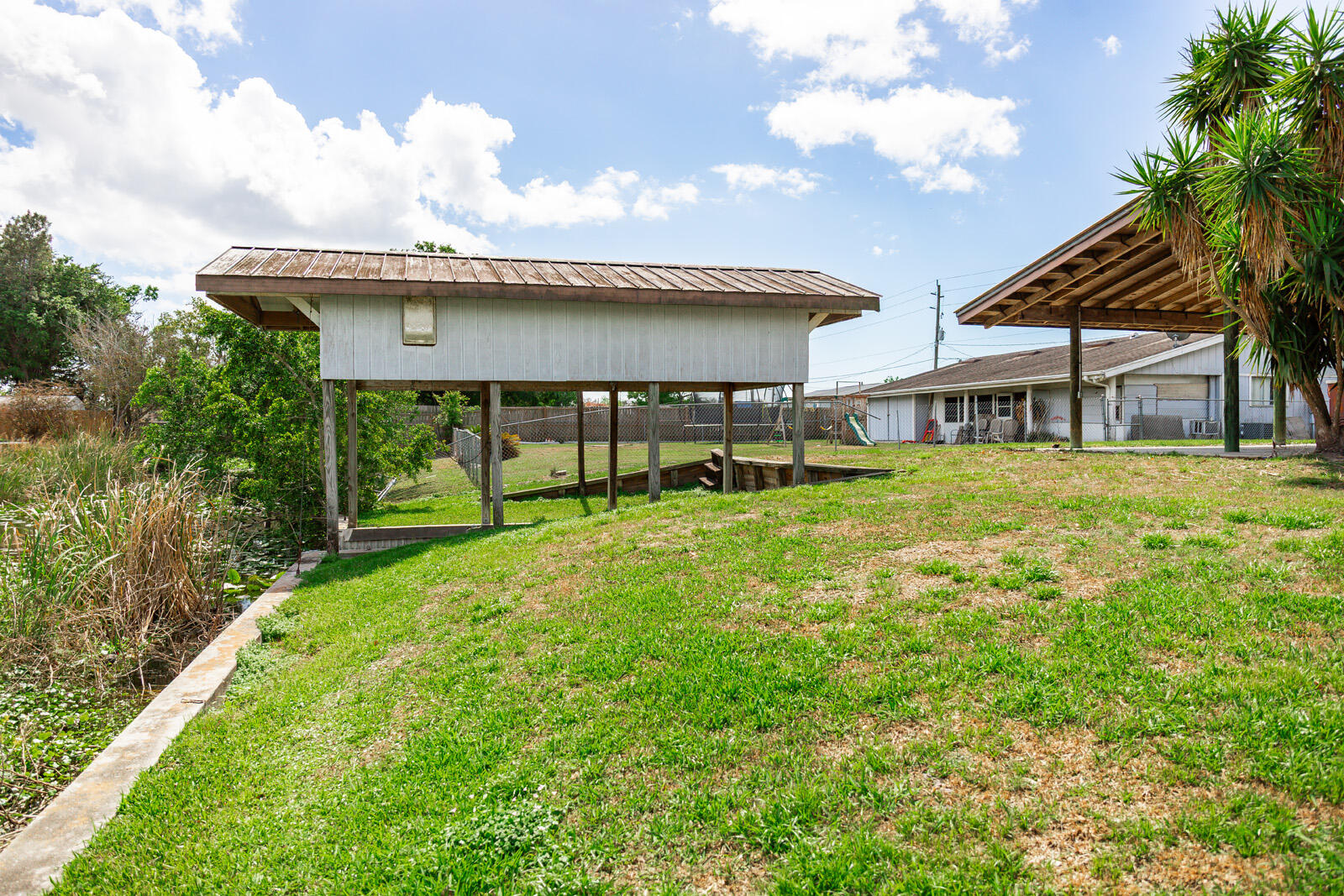TREASURE ISLAND UNIT 3 - Residential