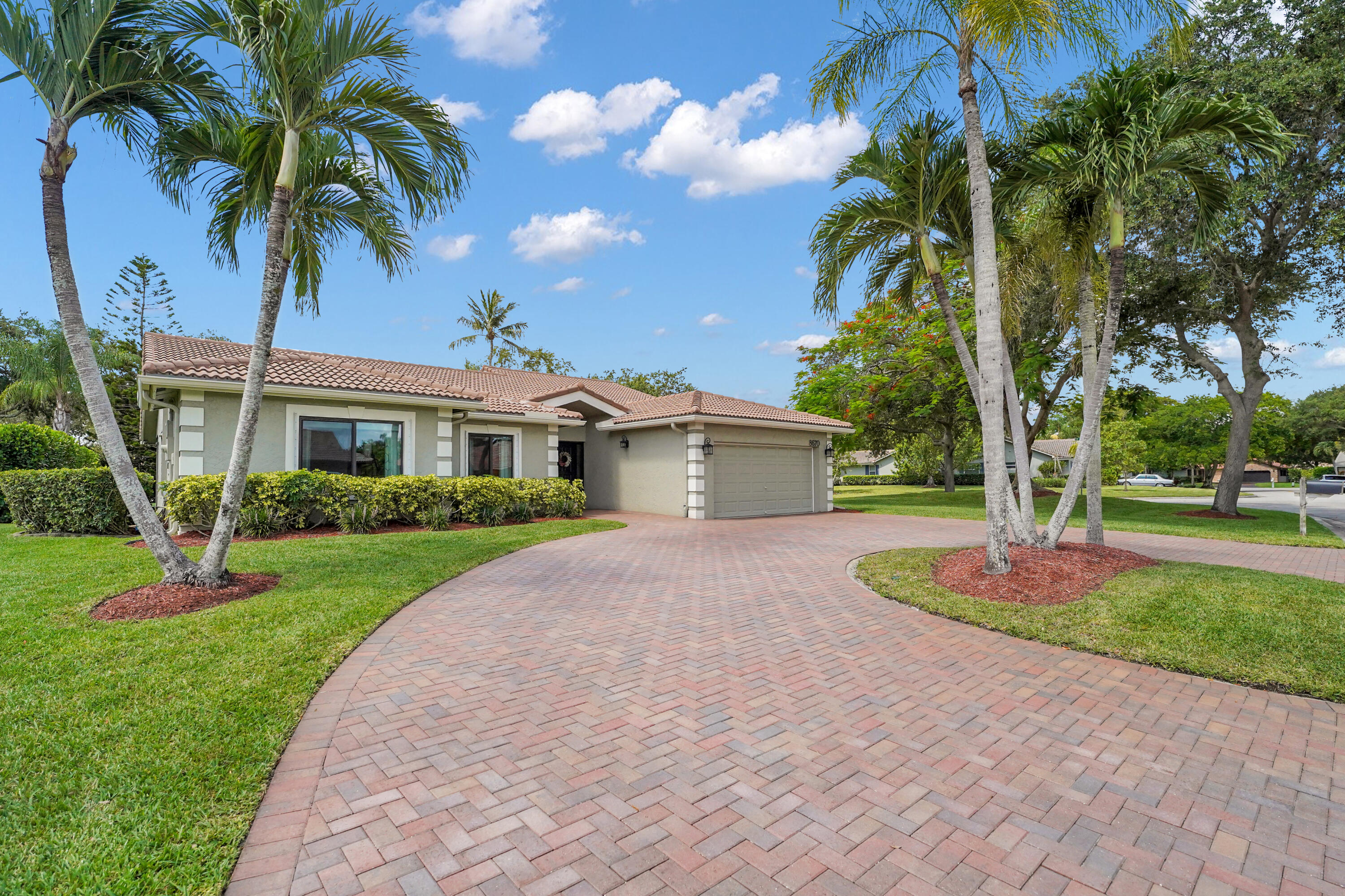 PINE RIDGE NORTH - Residential