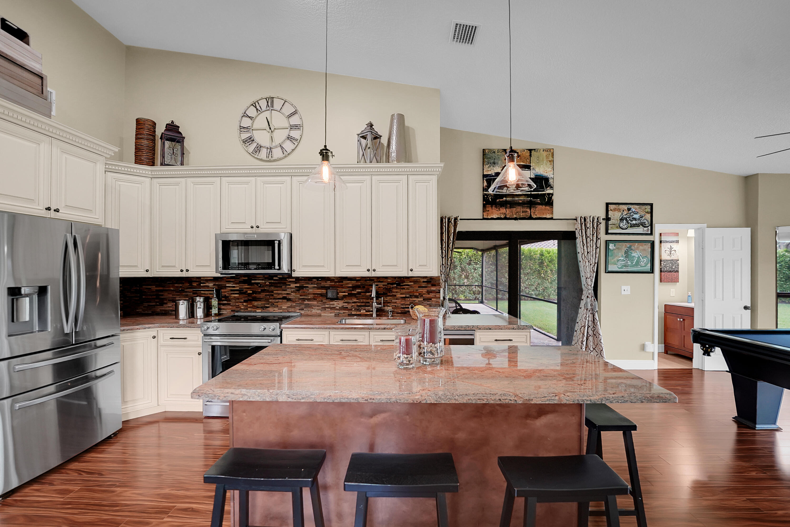 PINE RIDGE NORTH - Residential
