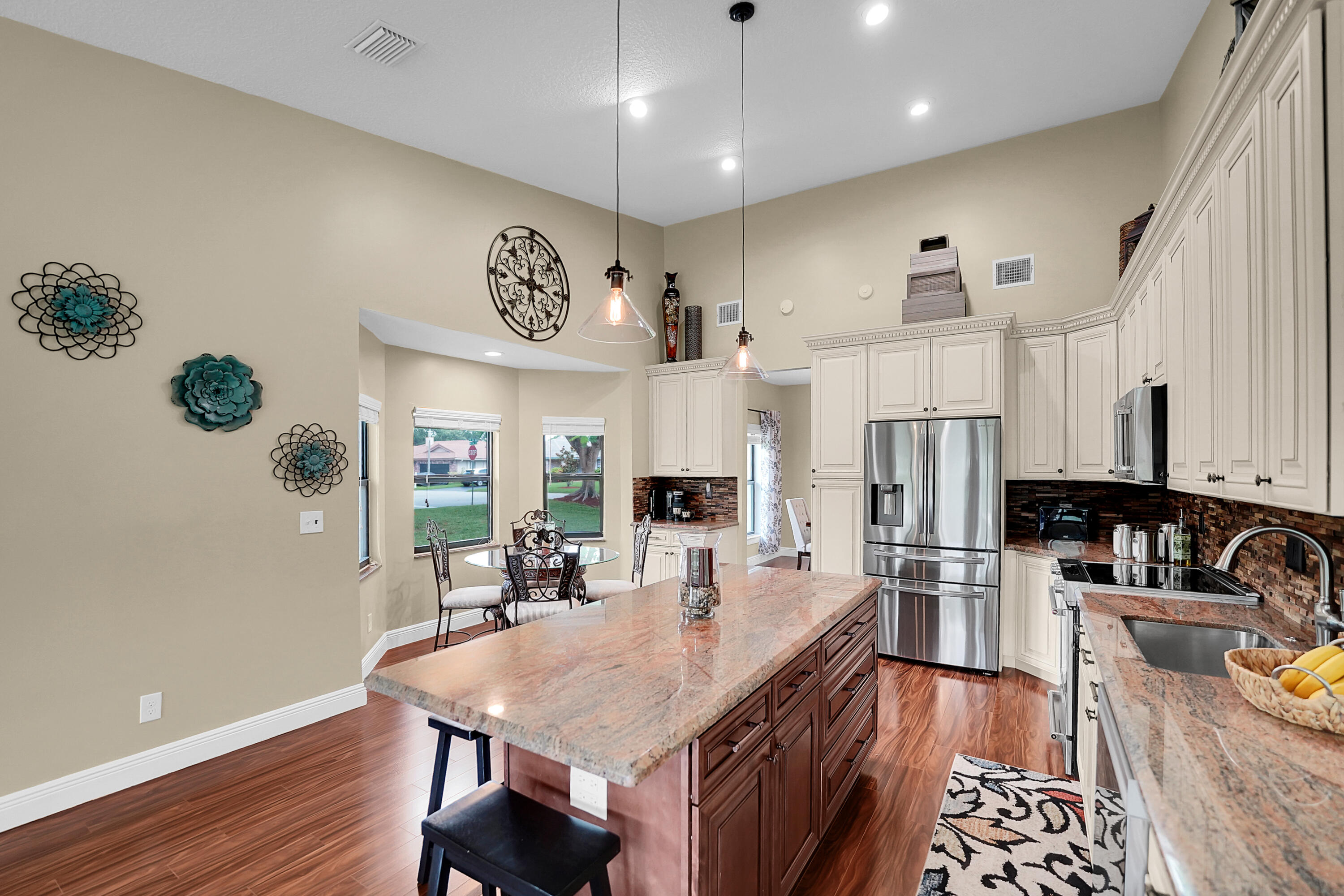 PINE RIDGE NORTH - Residential