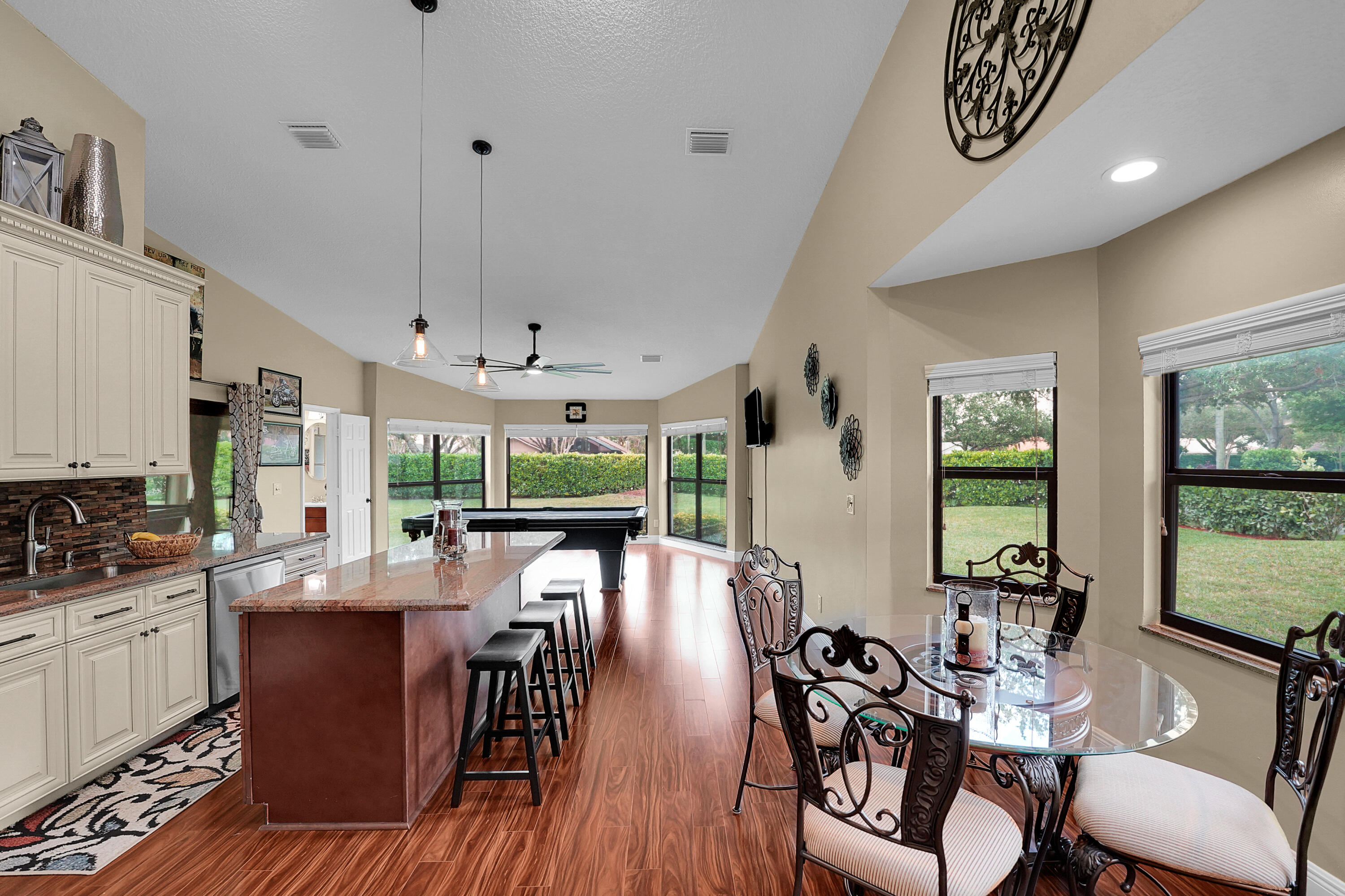 PINE RIDGE NORTH - Residential