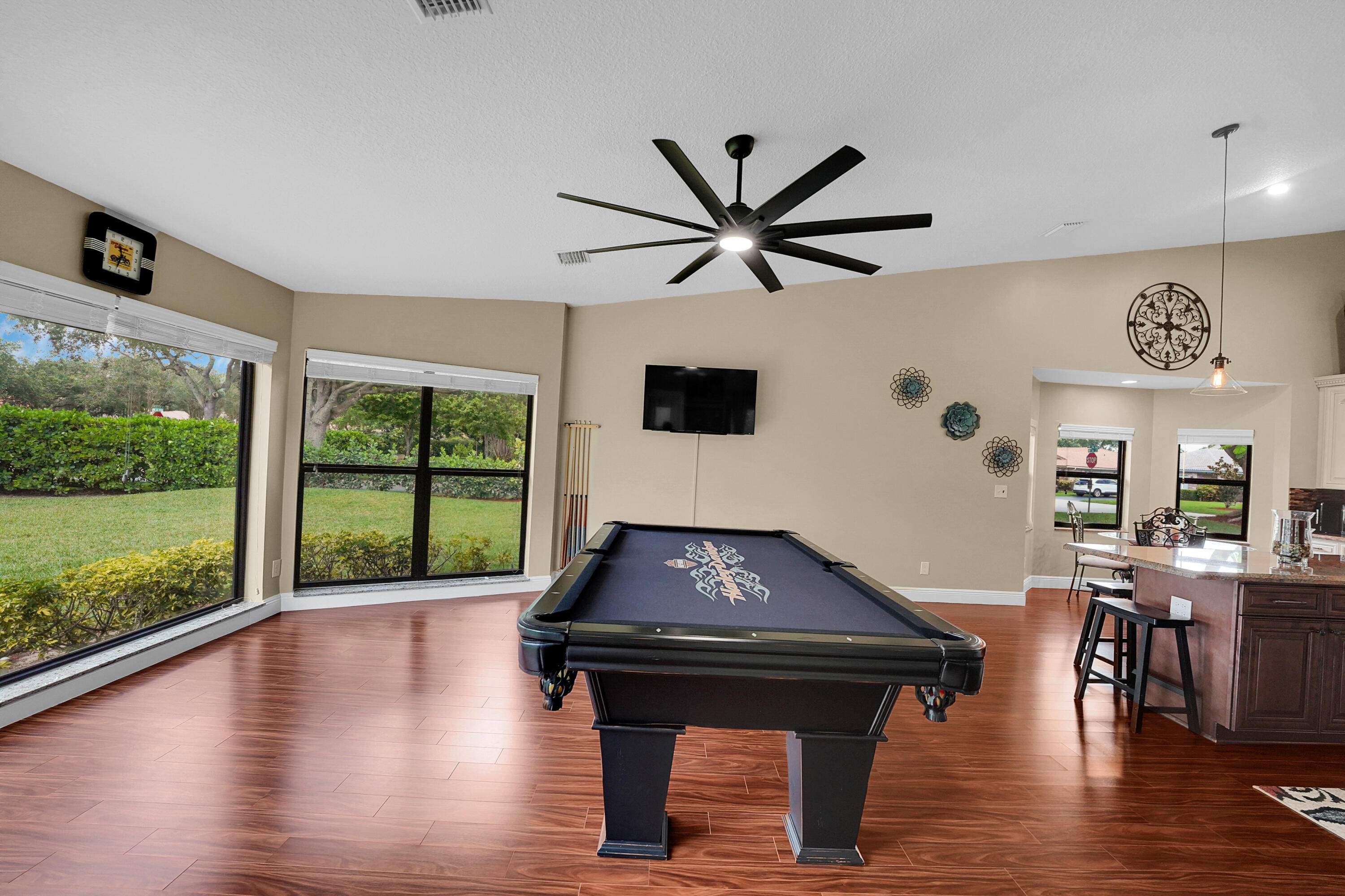 PINE RIDGE NORTH - Residential