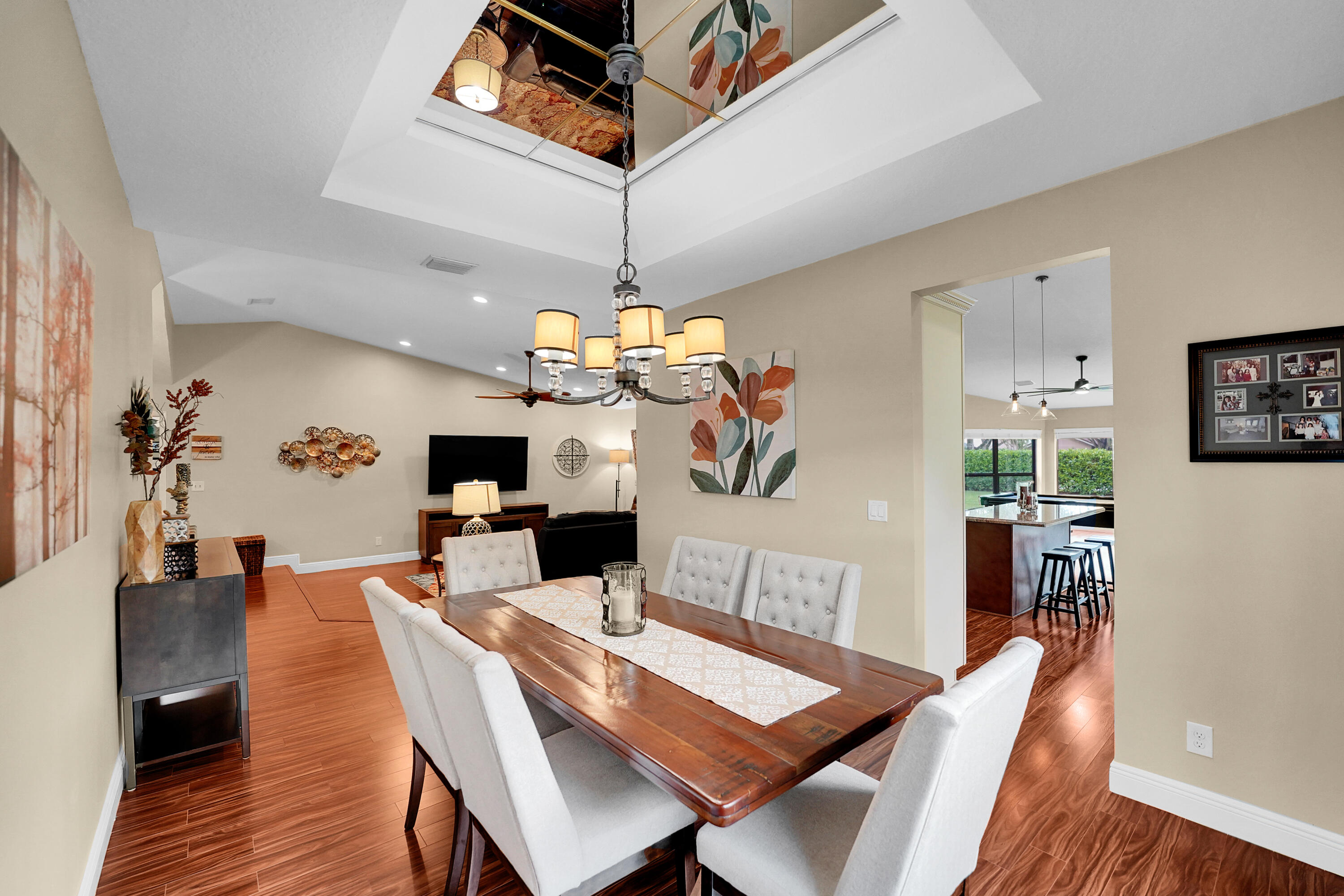 PINE RIDGE NORTH - Residential