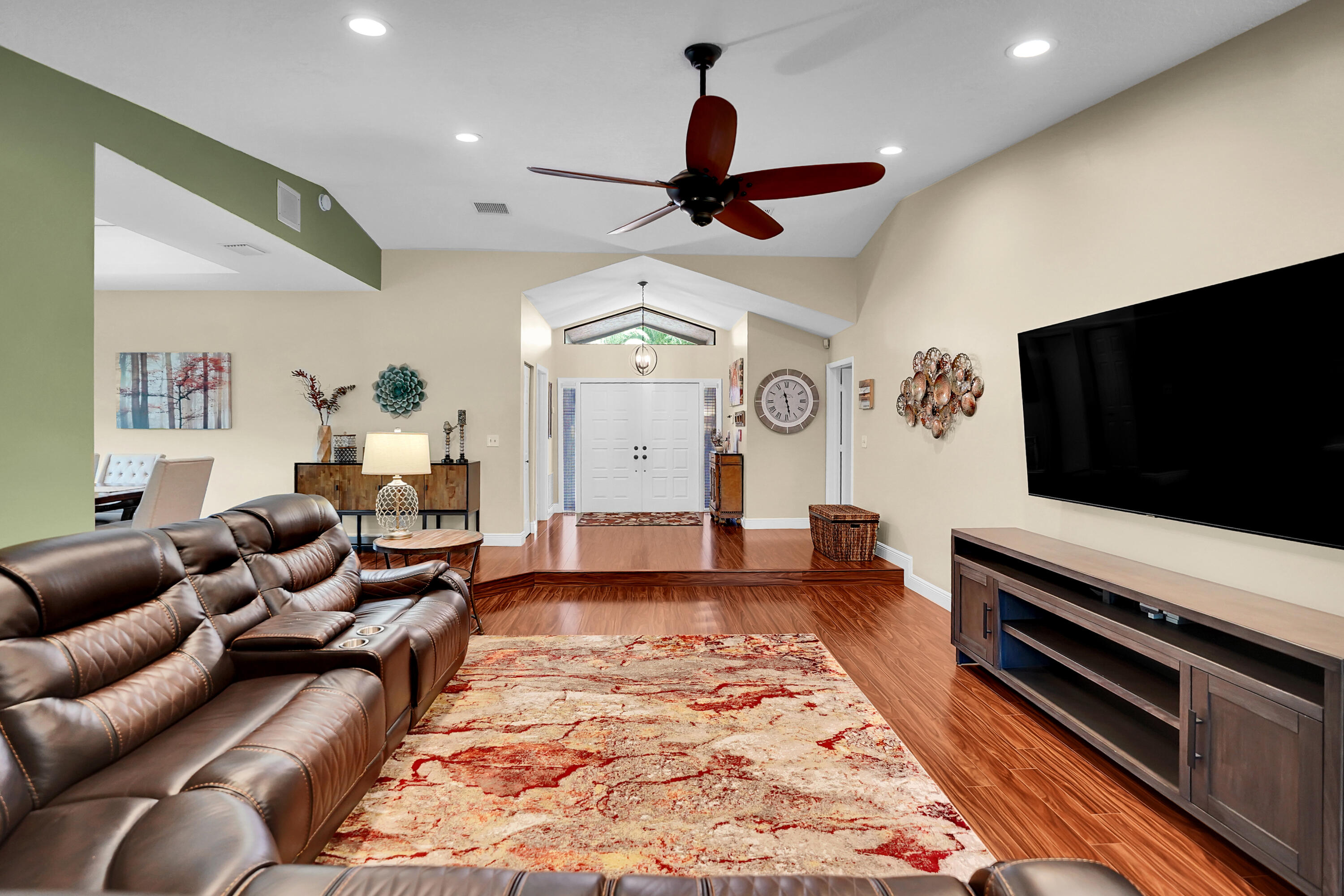 PINE RIDGE NORTH - Residential
