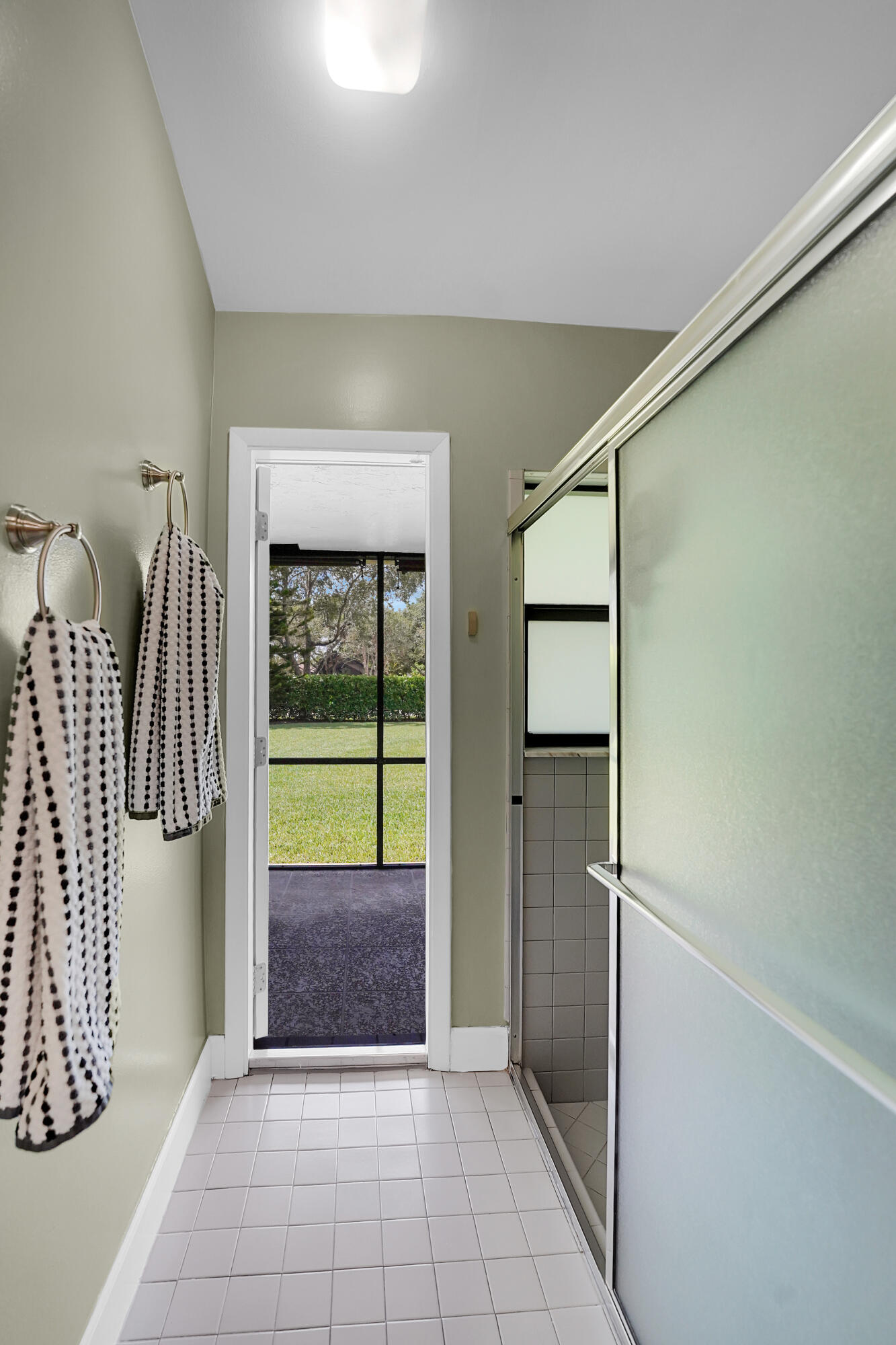 PINE RIDGE NORTH - Residential