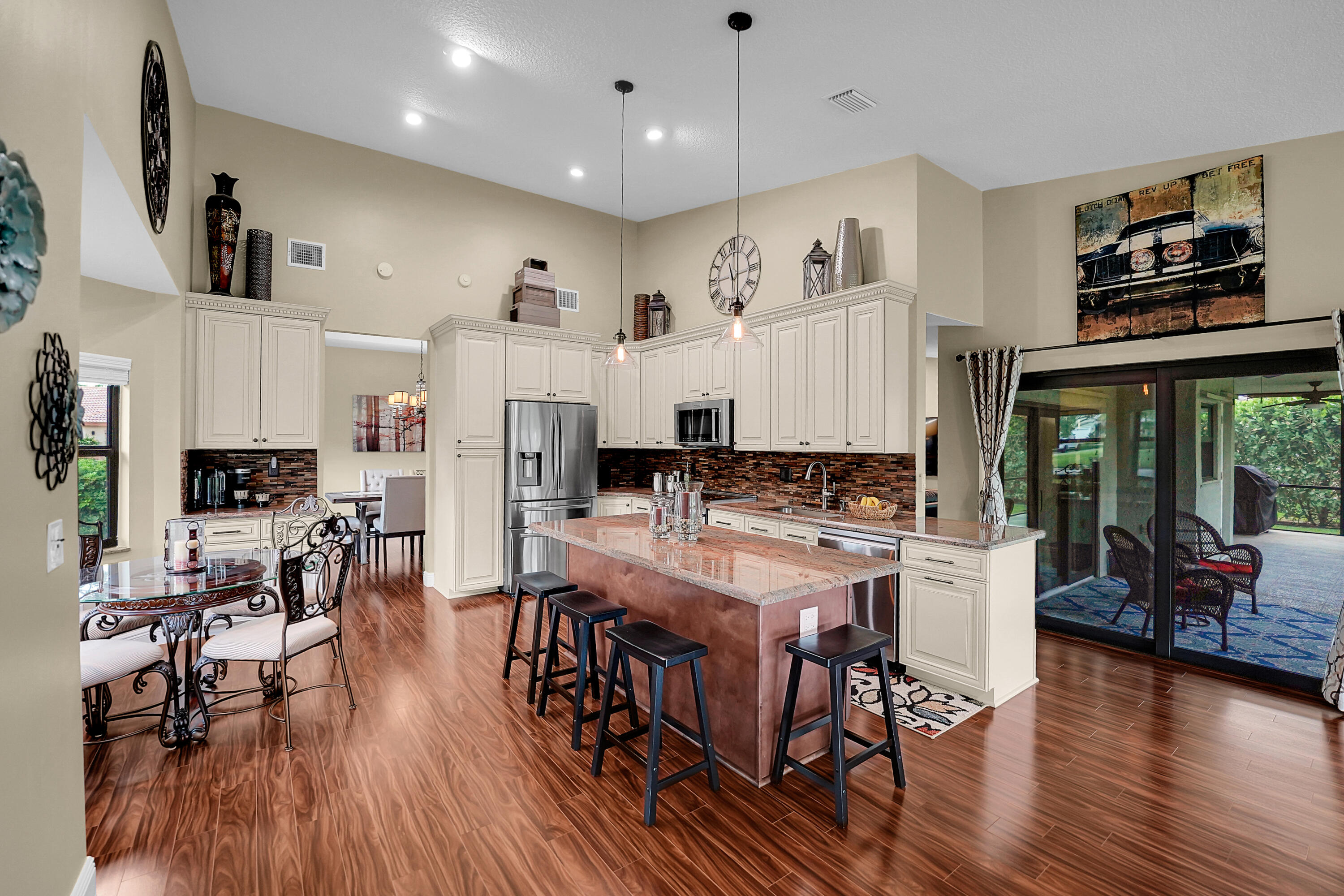 PINE RIDGE NORTH - Residential