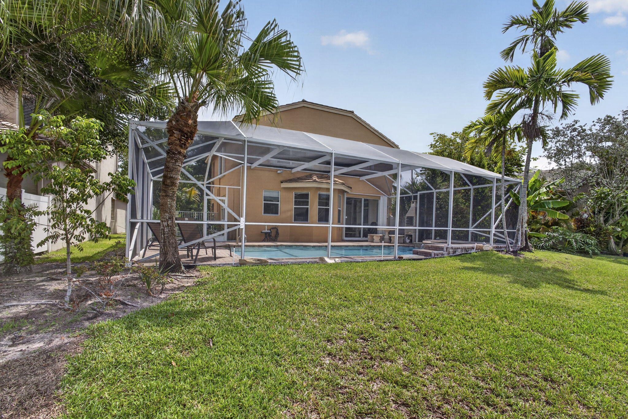 THOROUGHBRED LAKE ESTATES 1 - Residential
