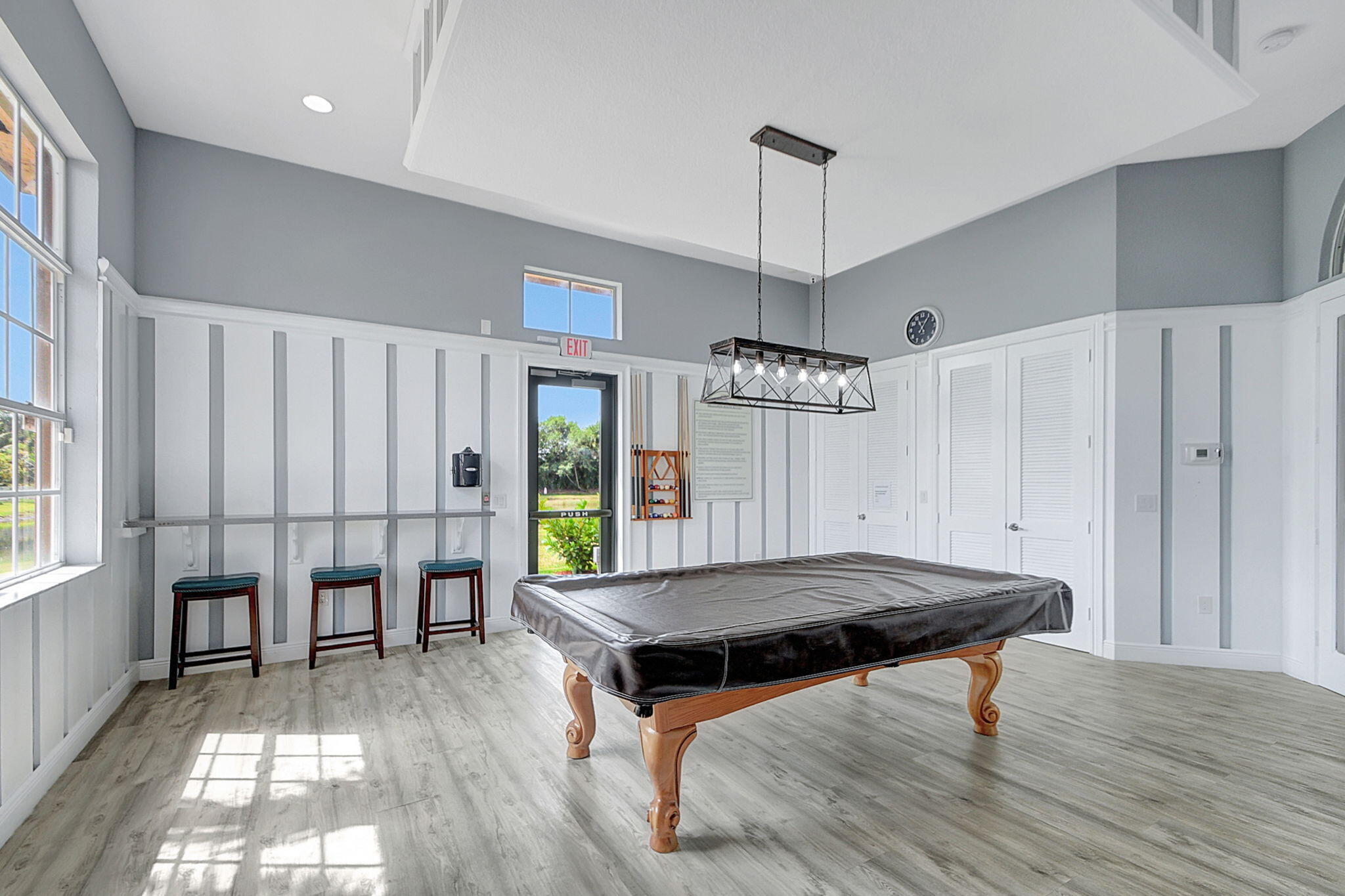 THOROUGHBRED LAKE ESTATES 1 - Residential