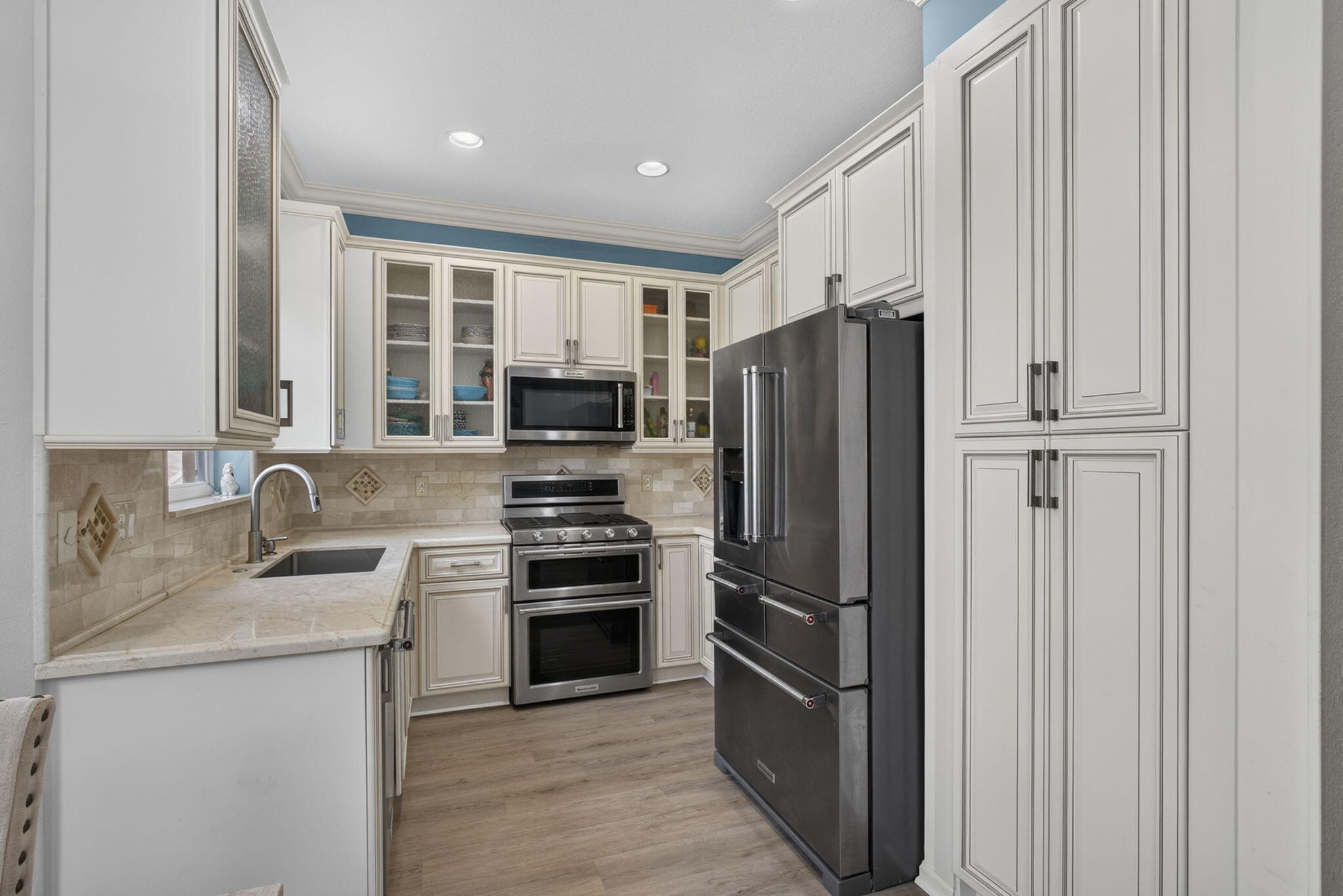 THOROUGHBRED LAKE ESTATES 1 - Residential