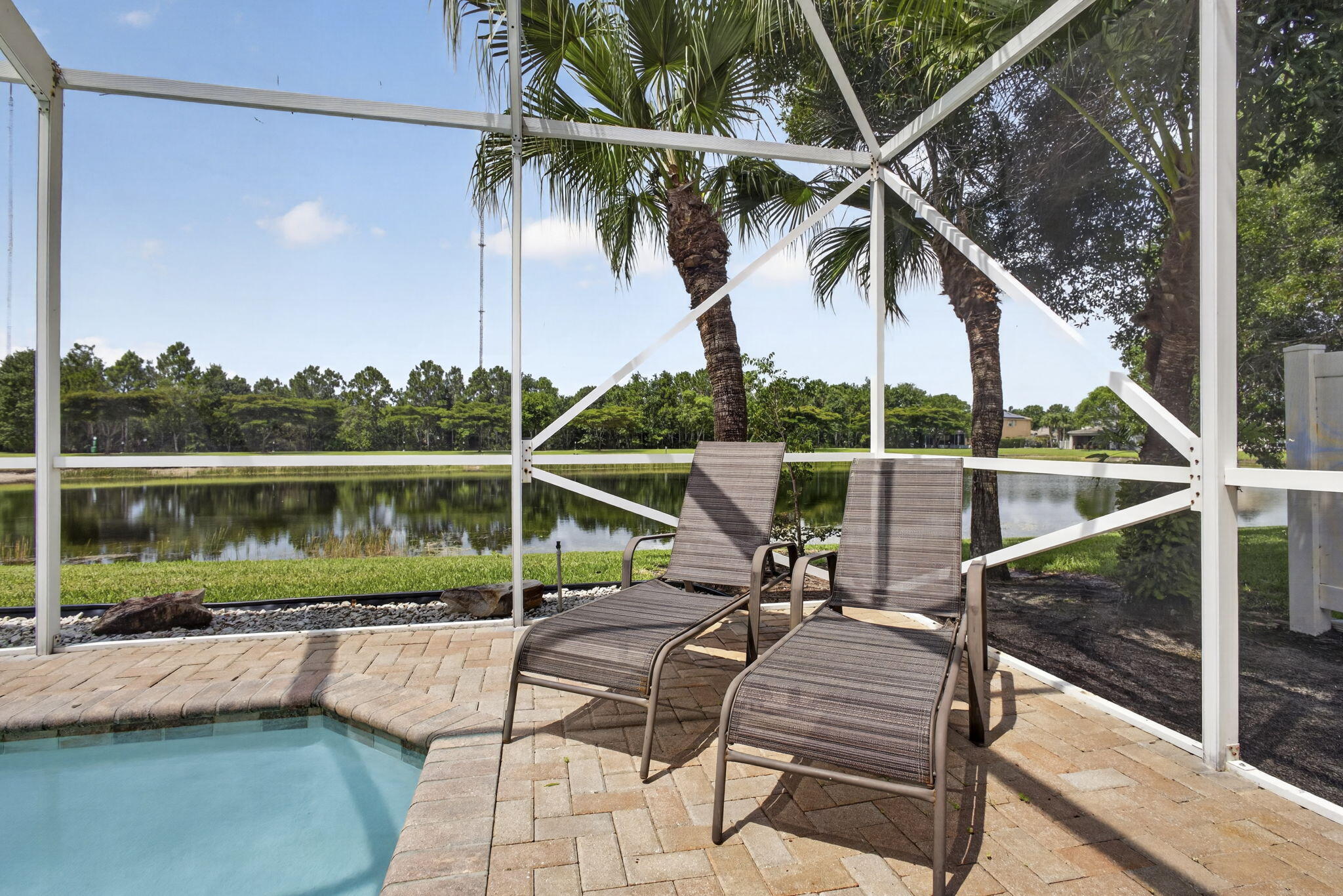 THOROUGHBRED LAKE ESTATES 1 - Residential