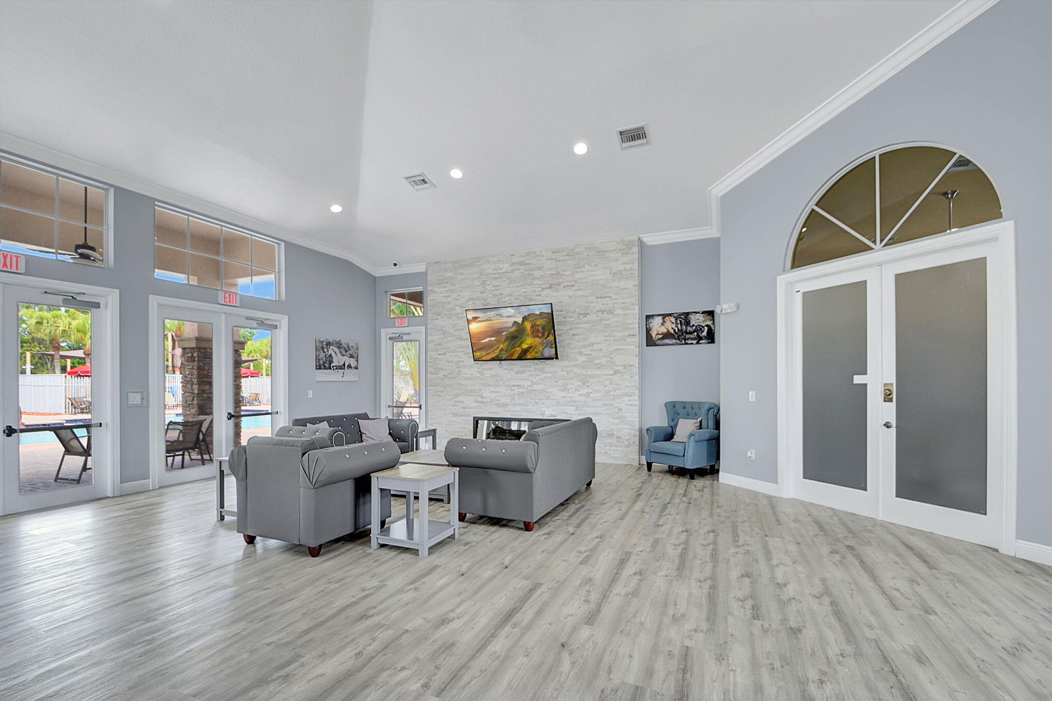 THOROUGHBRED LAKE ESTATES 1 - Residential