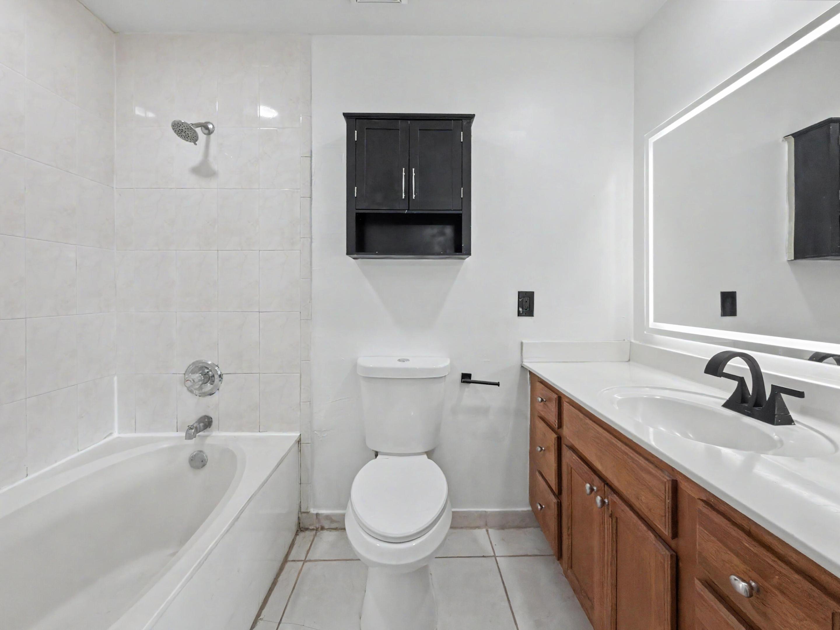 PRINCETON SQUARE SUB - Residential Lease