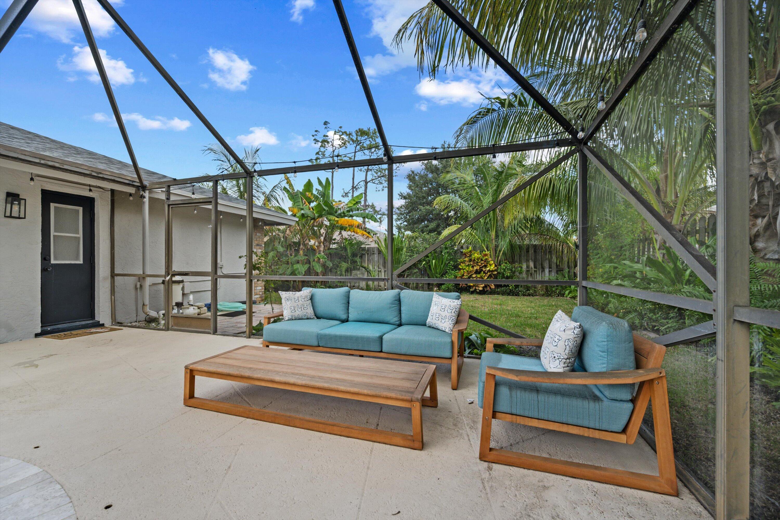 SUGAR POND MANOR OF WELLINGTON - Residential Lease