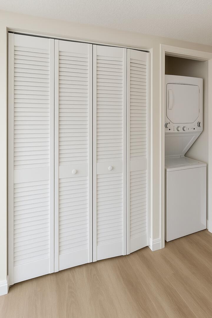 Palm Beach Lakes South Re - Residential Lease