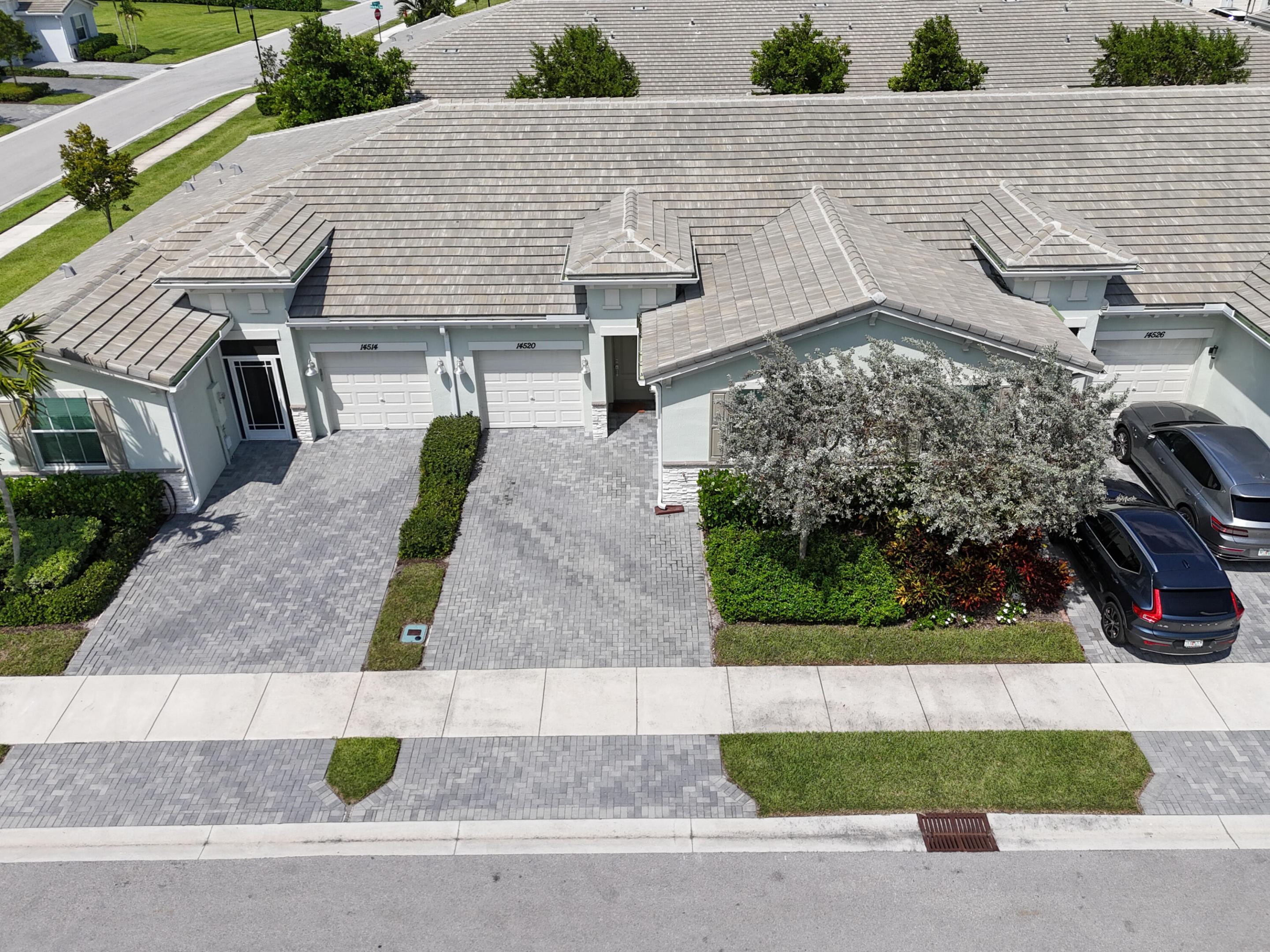 AVALON TRAILS AT VILLAGES OF ORIOLE PUD - Residential