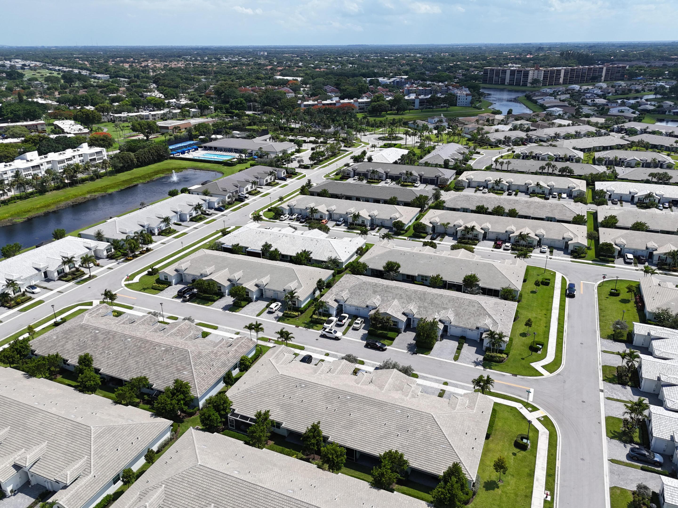 AVALON TRAILS AT VILLAGES OF ORIOLE PUD - Residential