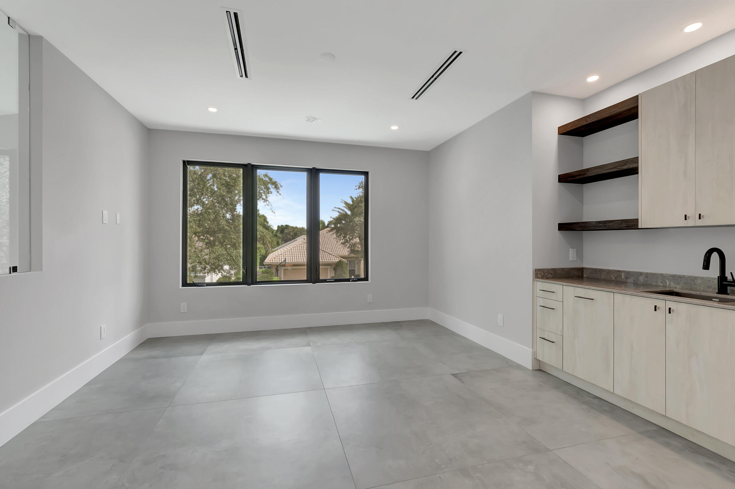 Hamptons - Residential