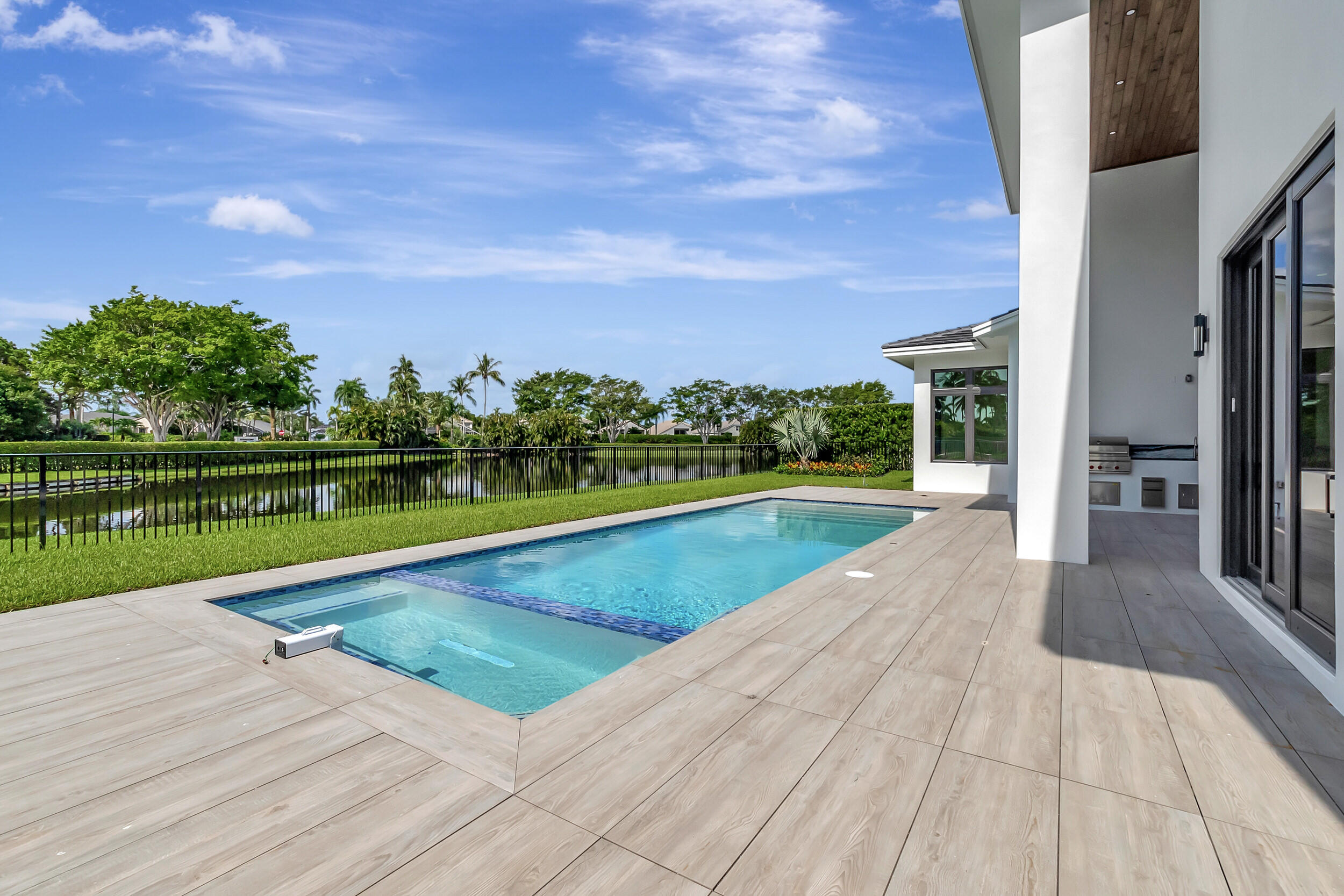 Hamptons - Residential