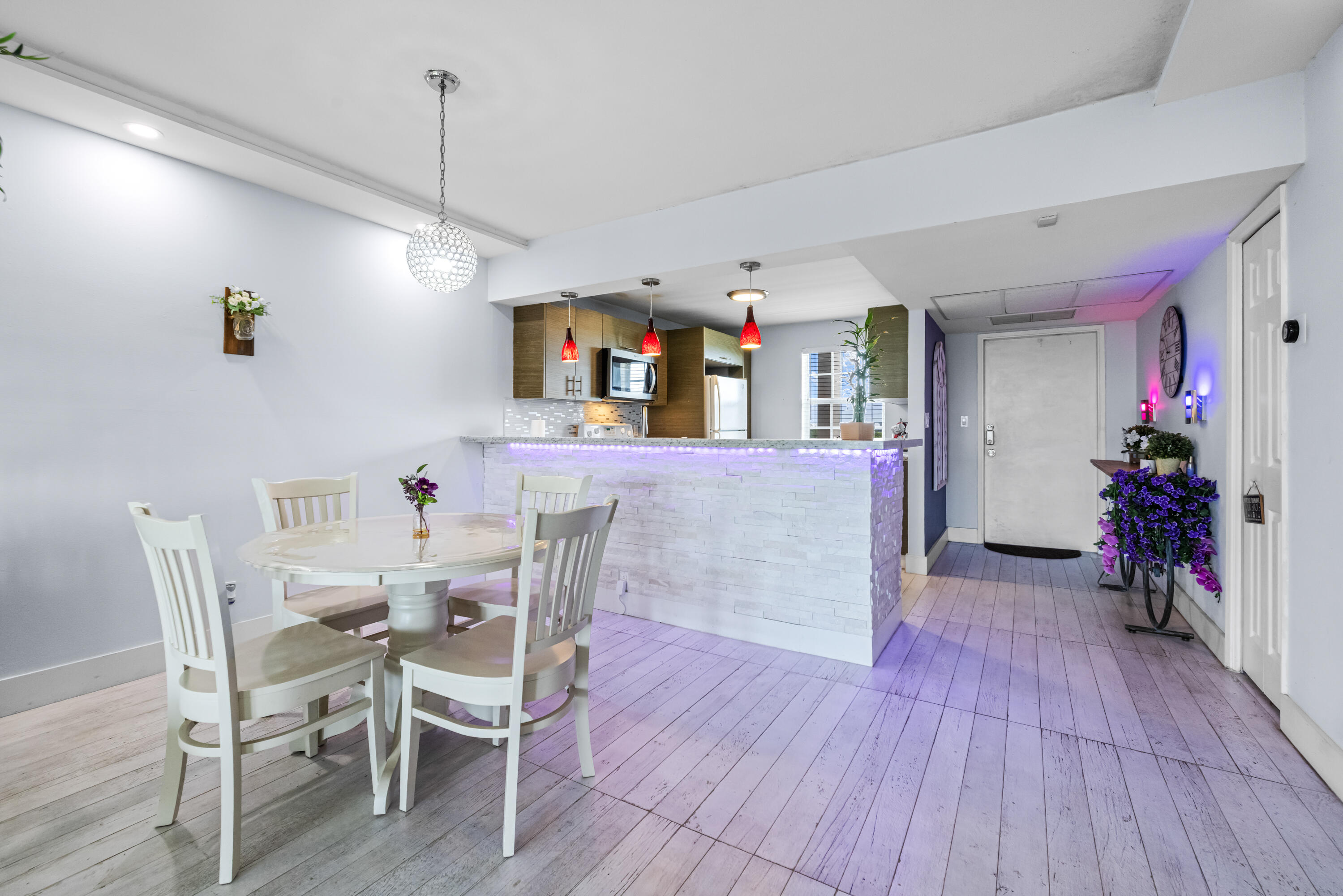 NO 61 PALM-AIRE COUNTRY CLUB - Residential Lease