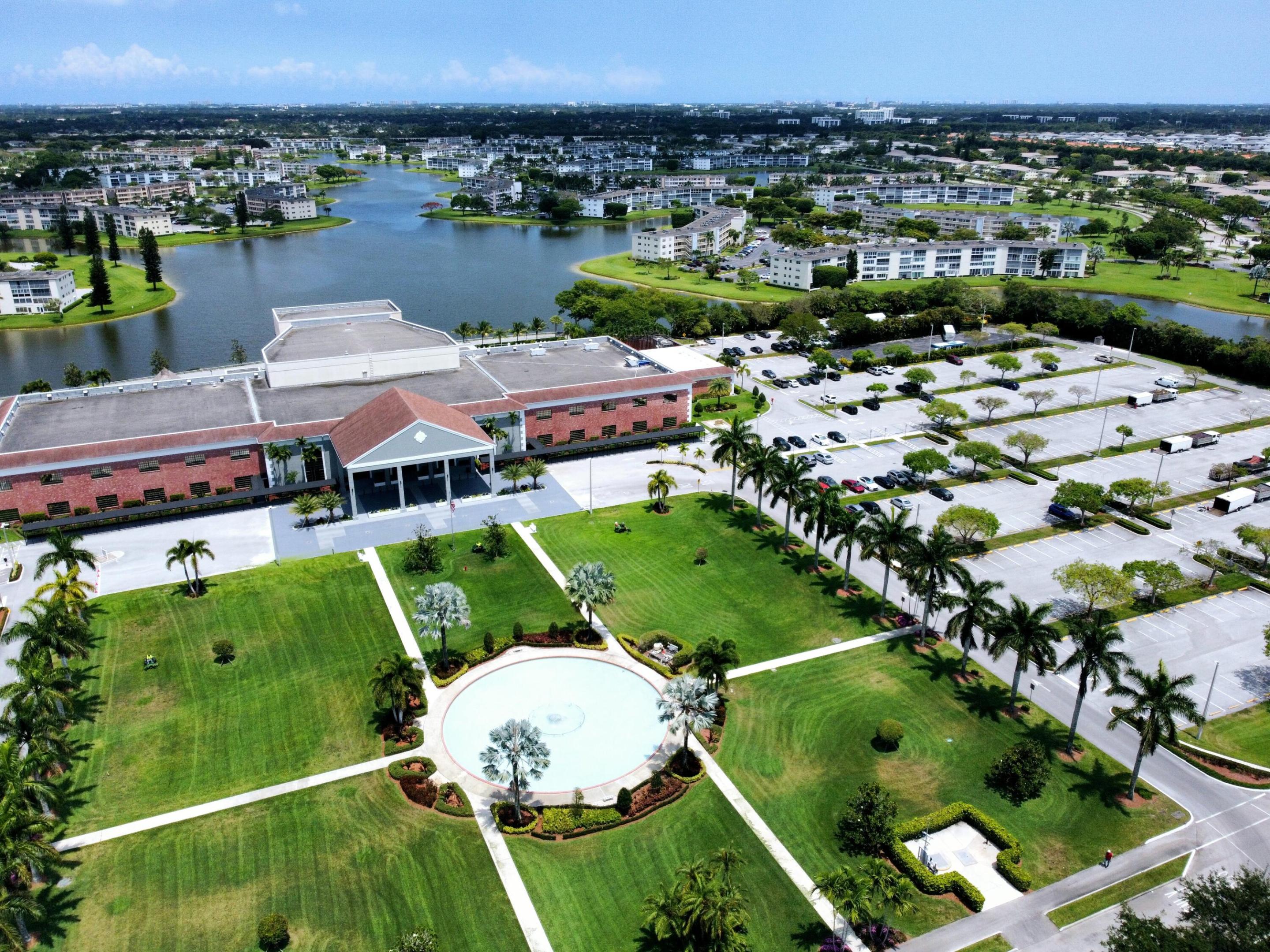 CORNWALL AT CENTURY VILLAGE CONDO - Residential Lease