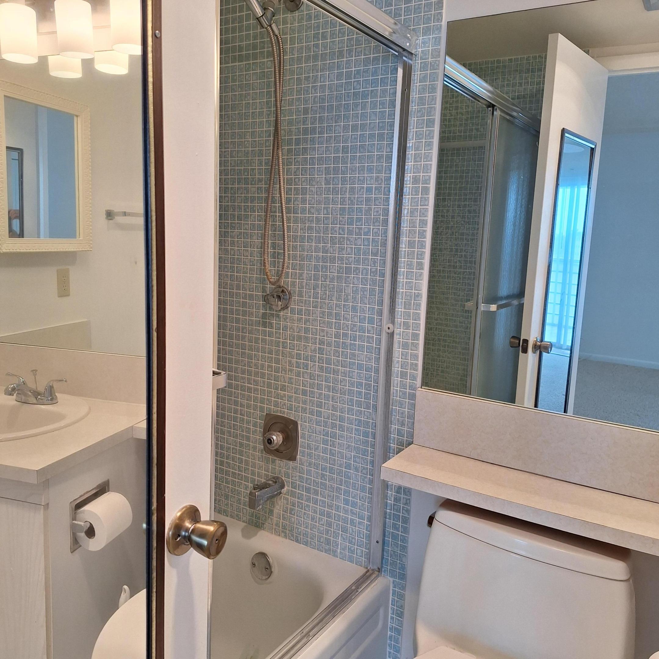 CORNWALL AT CENTURY VILLAGE CONDO - Residential Lease