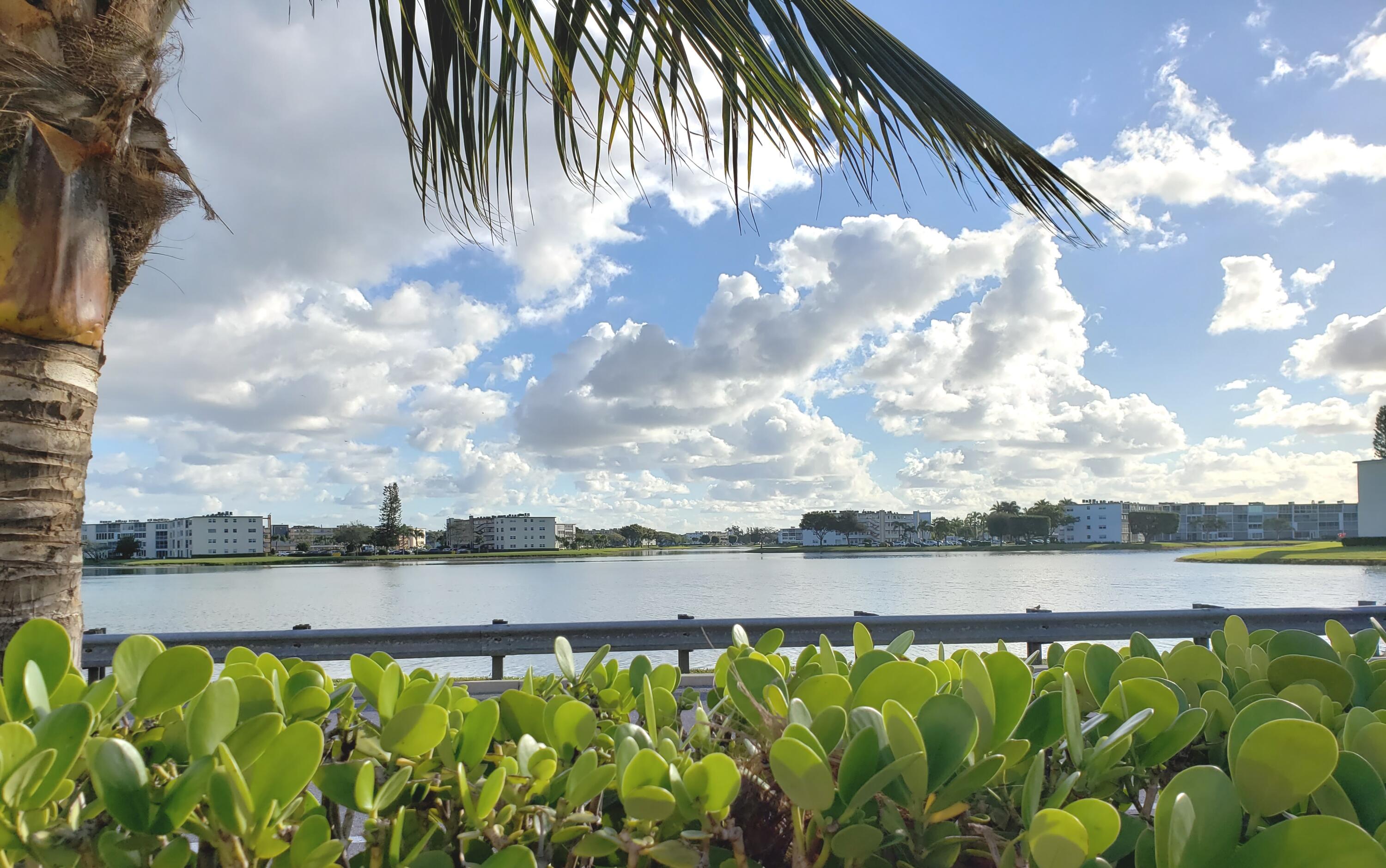 CORNWALL AT CENTURY VILLAGE CONDO - Residential Lease