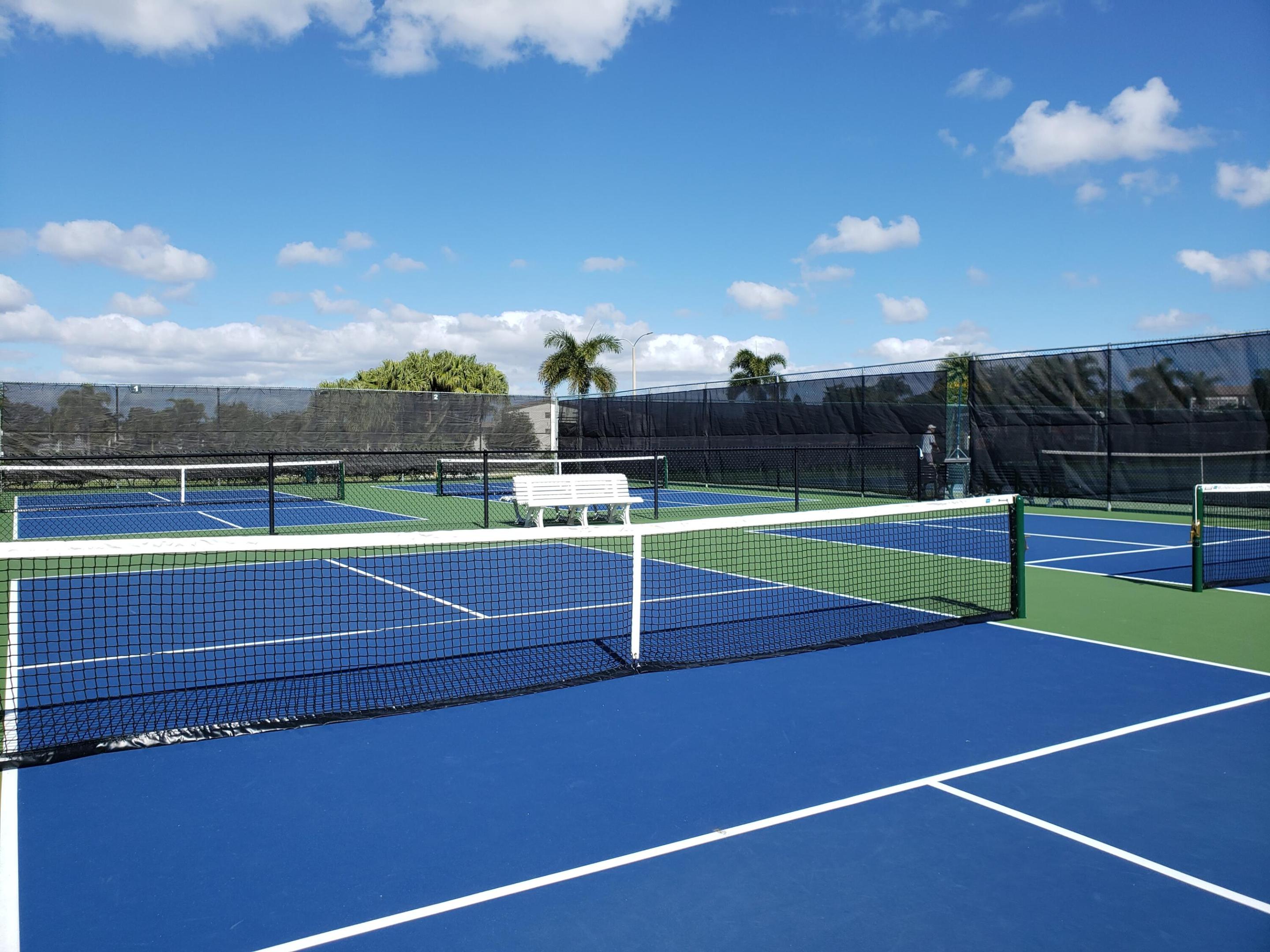CORNWALL AT CENTURY VILLAGE CONDO - Residential Lease