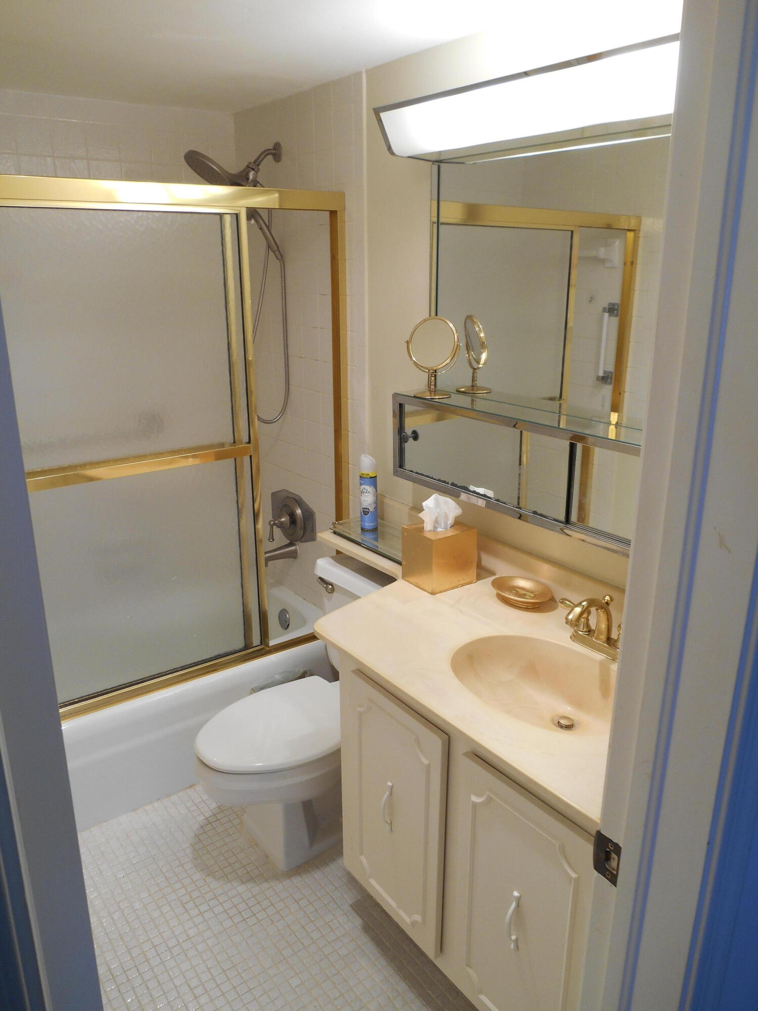 SEAGATE OF GULFSTREAM CONDO - Residential Lease