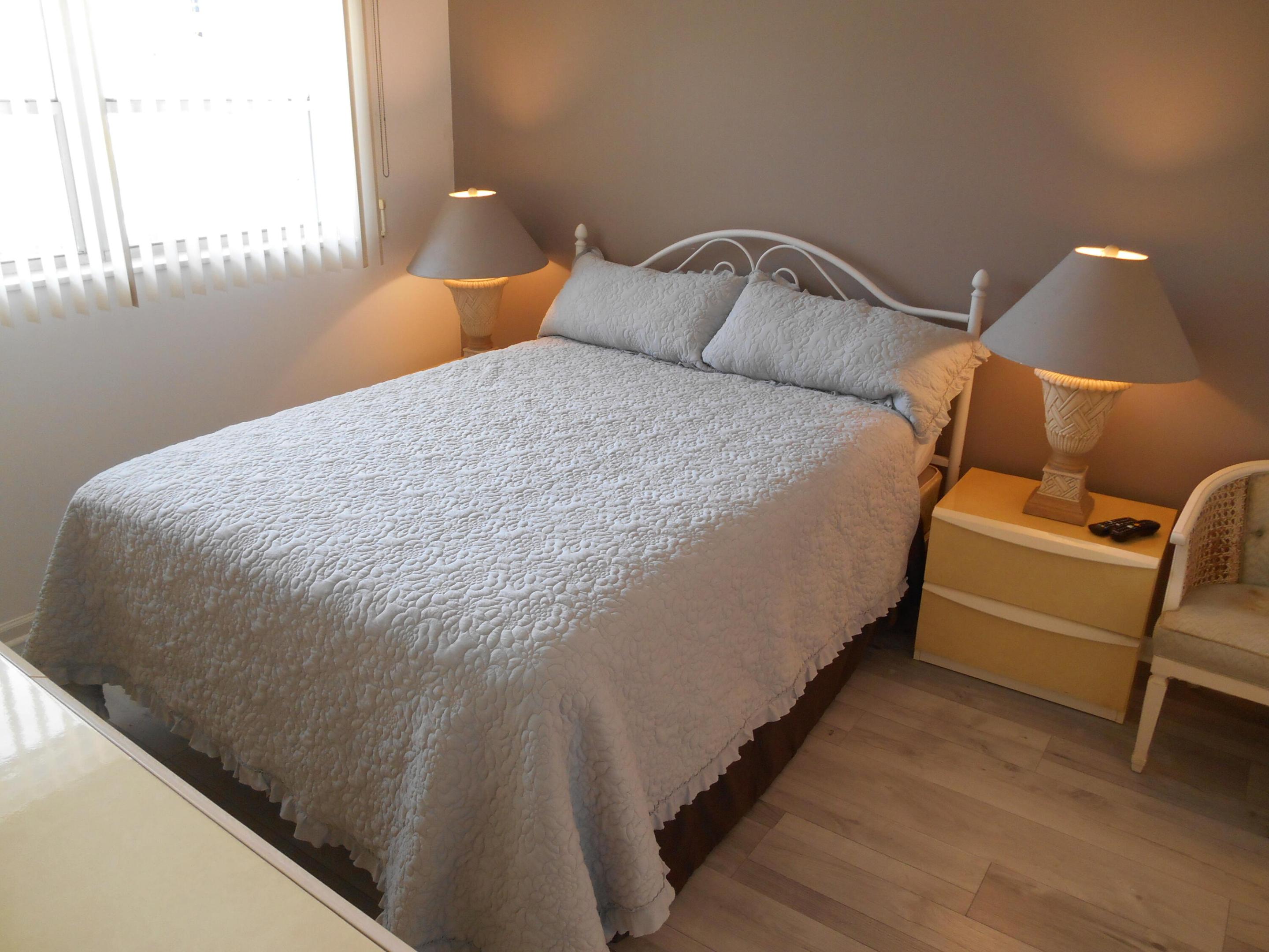 SEAGATE OF GULFSTREAM CONDO - Residential Lease