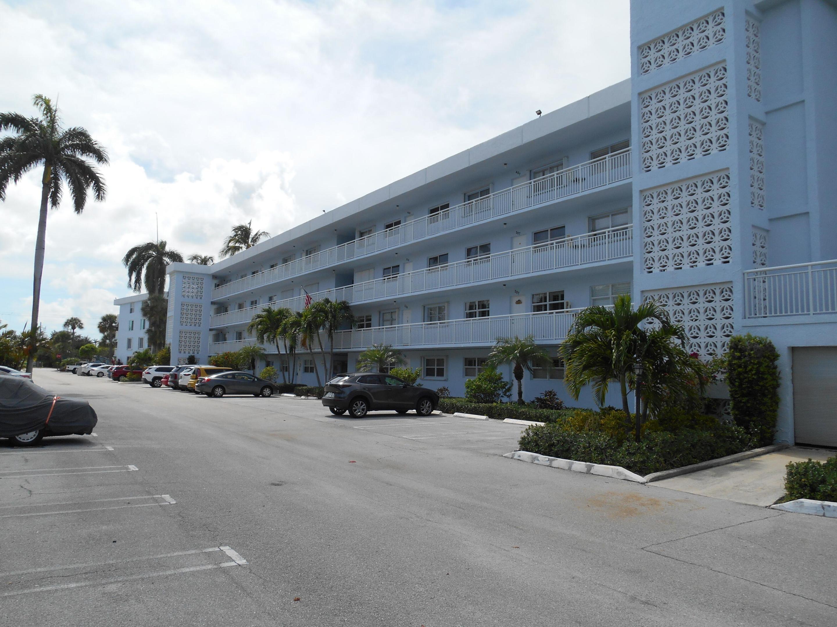 SEAGATE OF GULFSTREAM CONDO - Residential Lease