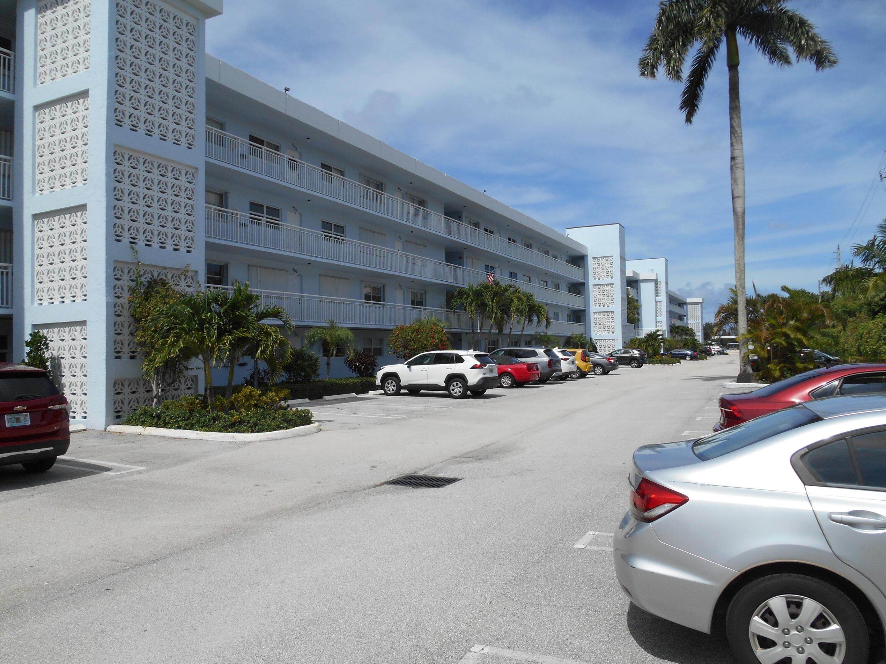 SEAGATE OF GULFSTREAM CONDO - Residential Lease