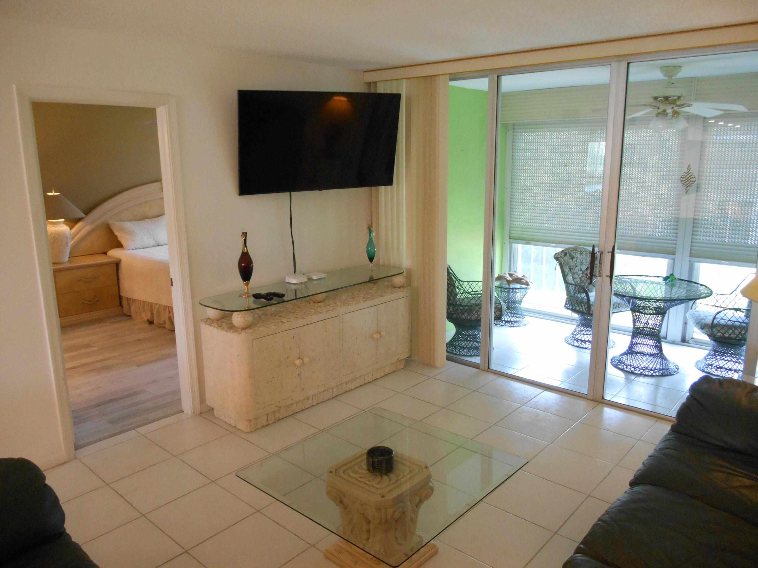 SEAGATE OF GULFSTREAM CONDO - Residential Lease