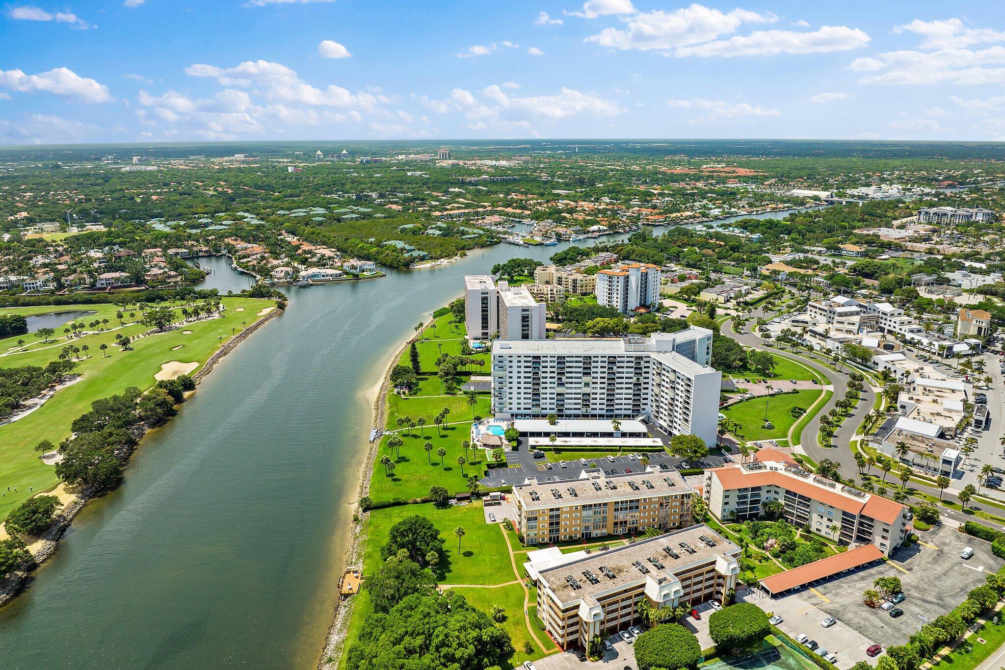 GEMINI CONDO - Residential